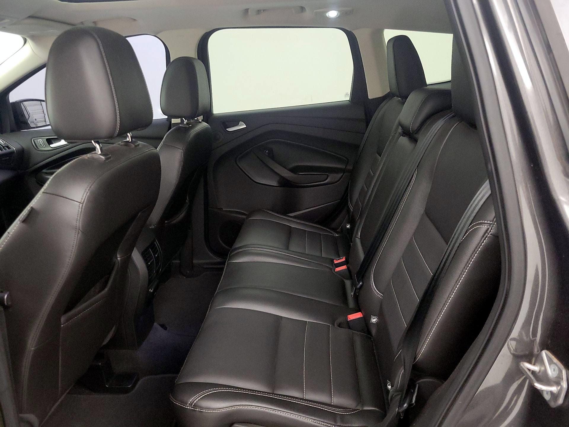 Thumbnail: 2015 Ford Escape - 20