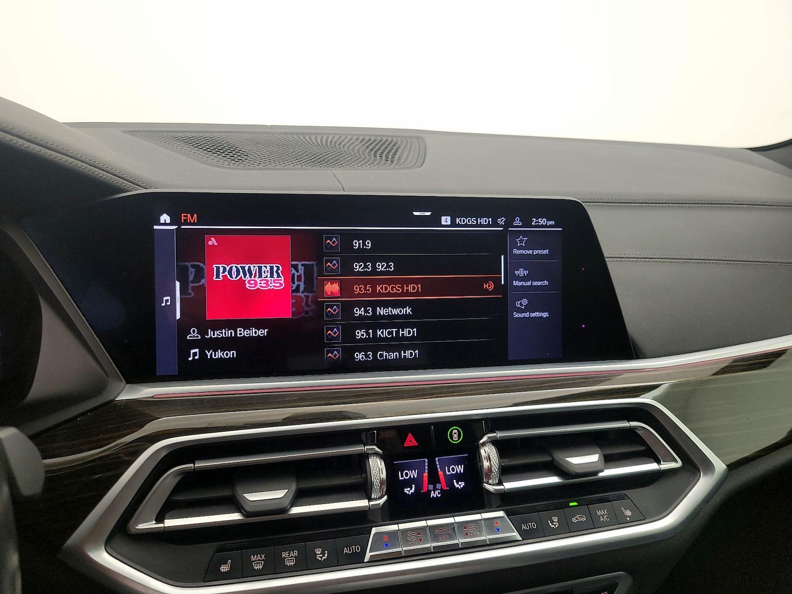 2020 BMW X5 40i - Photo 17