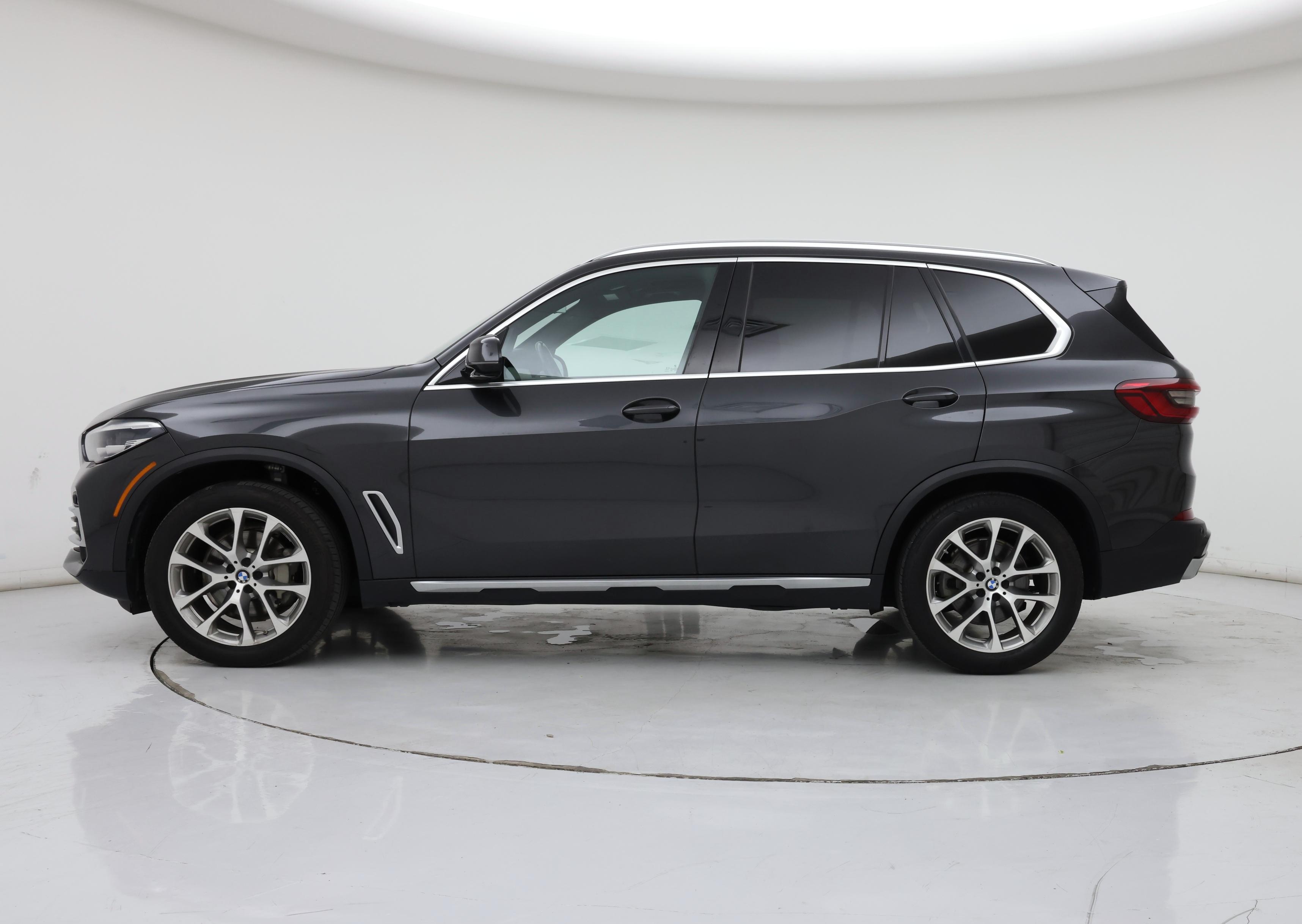 Thumbnail: 2020 BMW X5 - 3