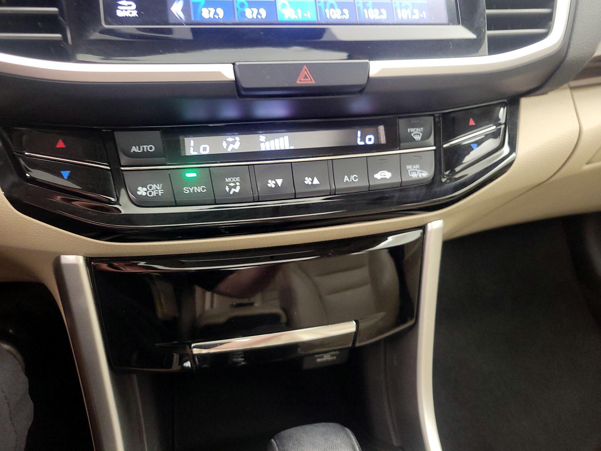 Thumbnail: 2017 Honda Accord - 16