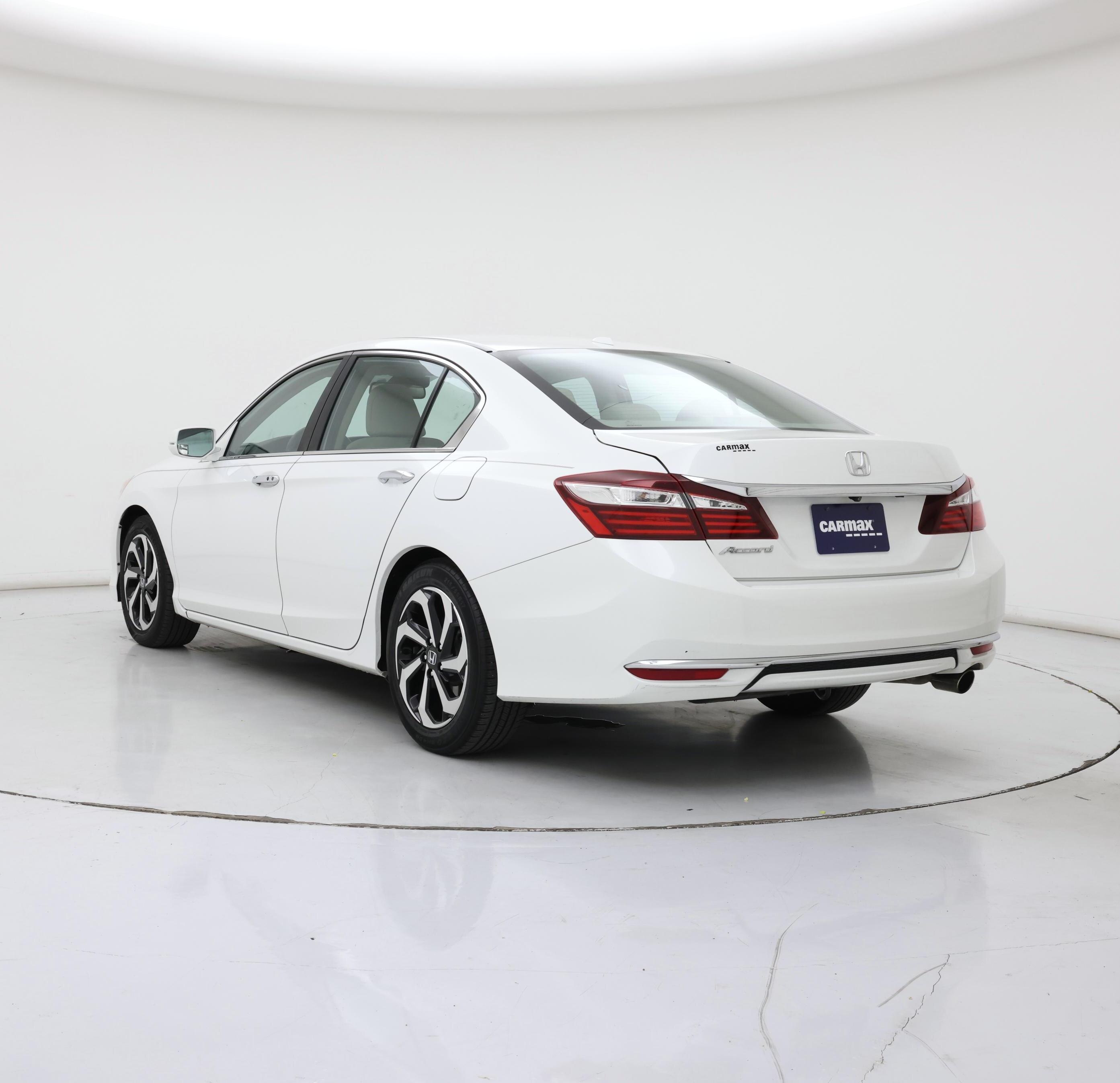 Thumbnail: 2017 Honda Accord - 2