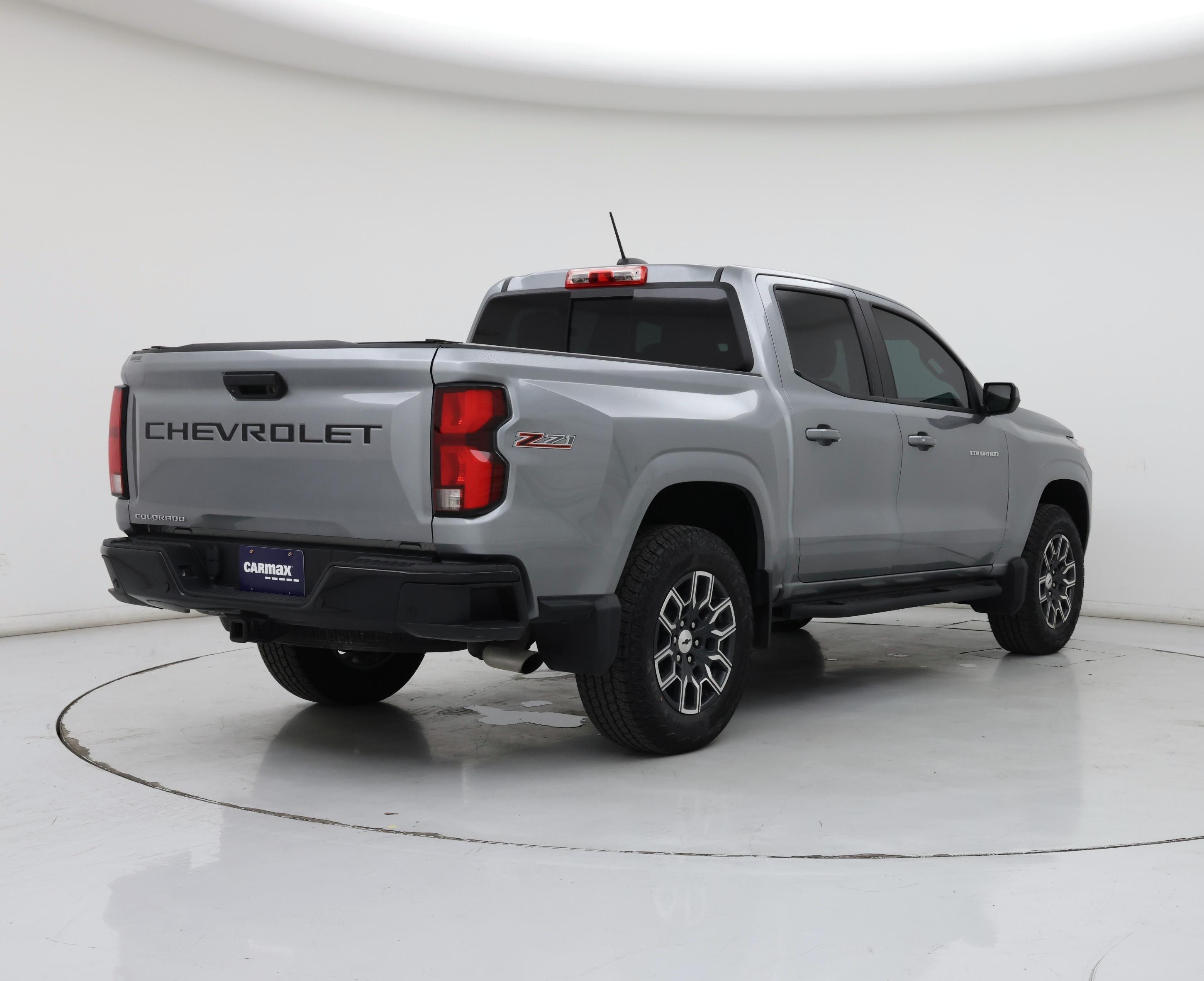 Thumbnail: 2024 Chevrolet Colorado - 8
