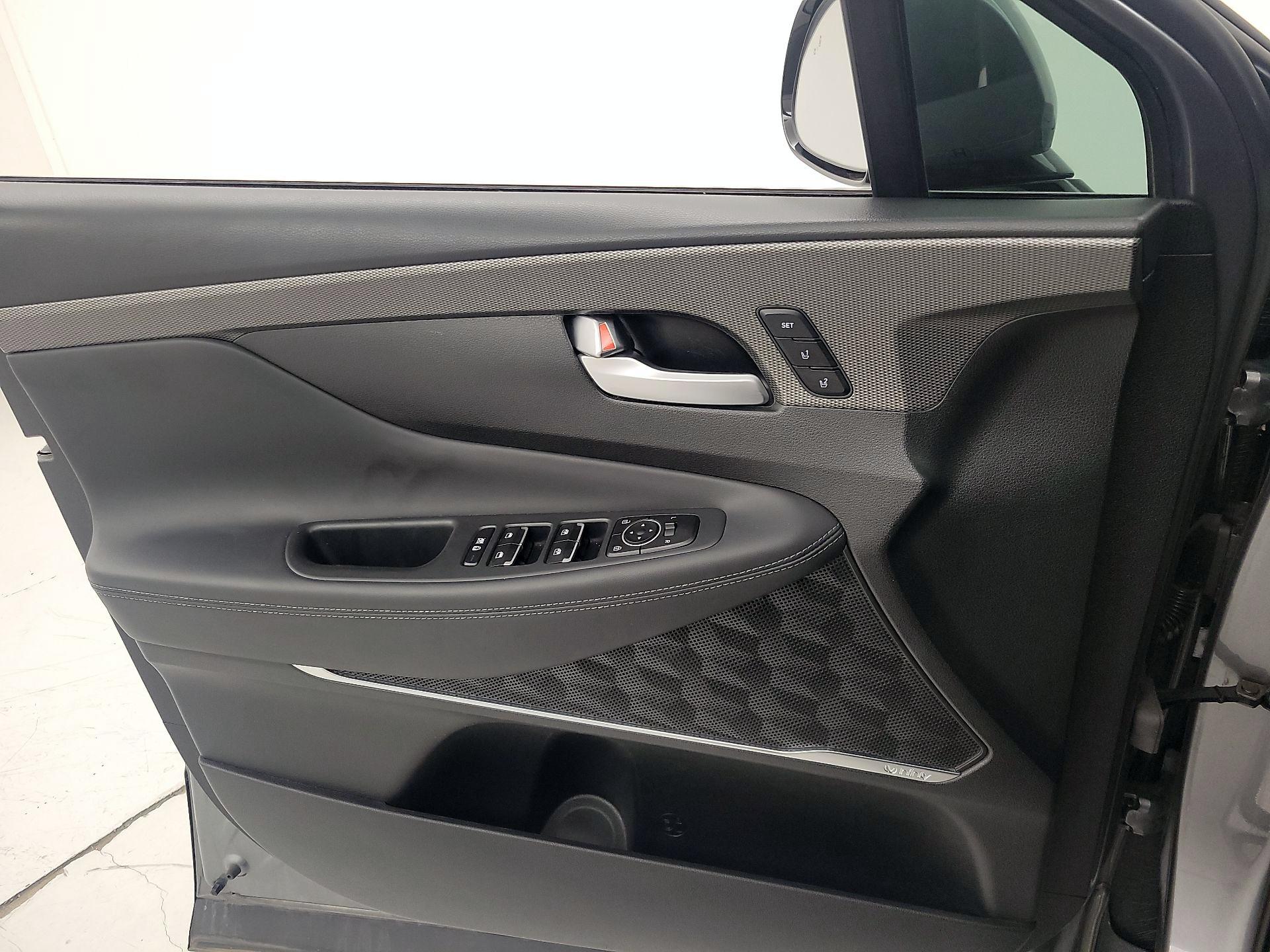 Thumbnail: 2019 Hyundai Santa Fe - 12