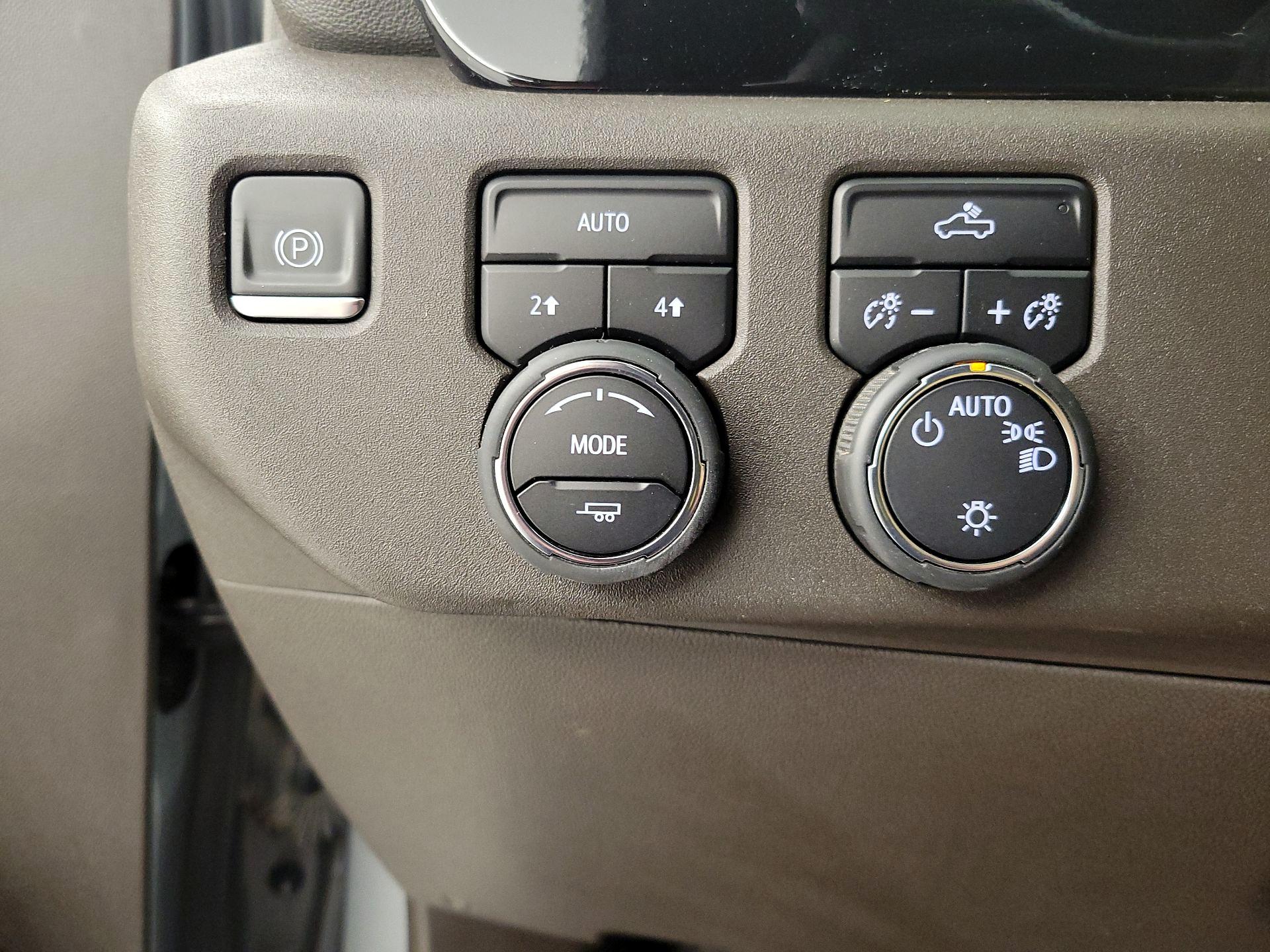 Thumbnail: 2023 Chevrolet Silverado 1500 - 13