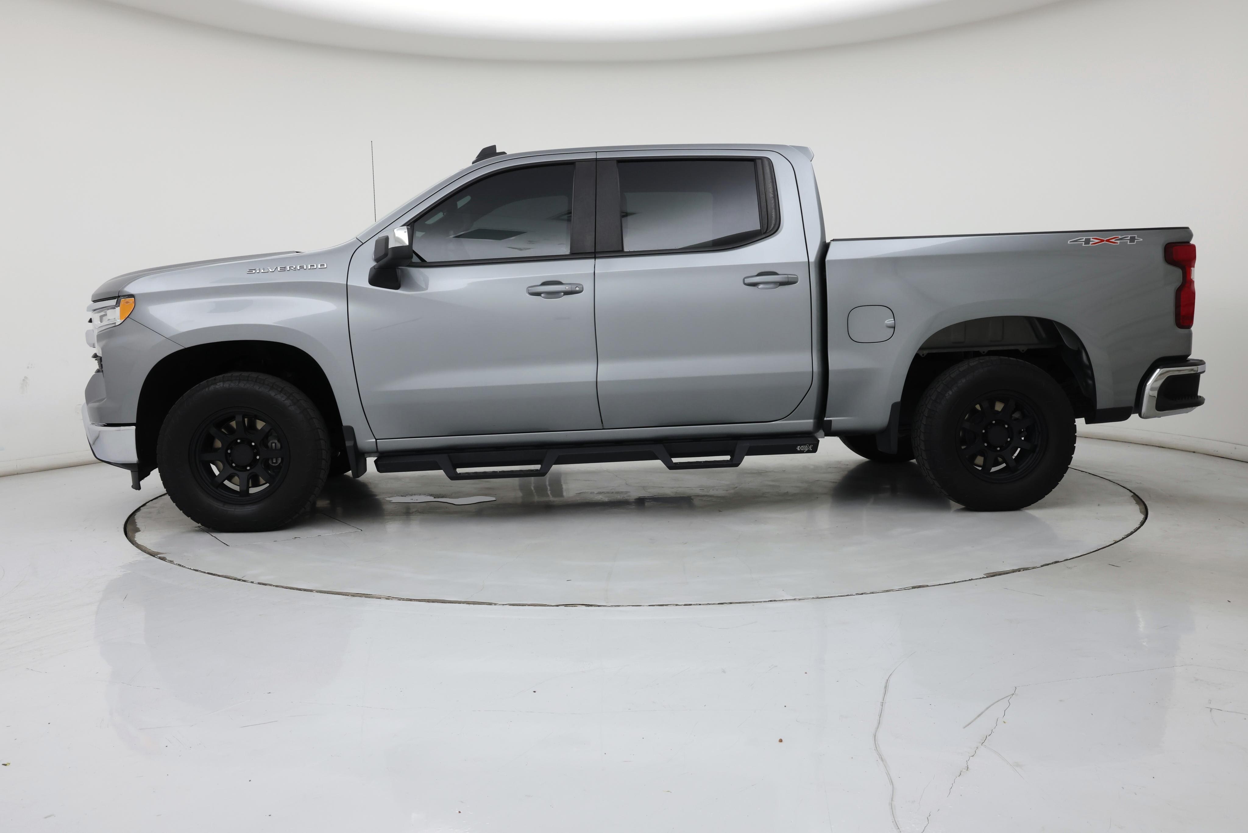Thumbnail: 2023 Chevrolet Silverado 1500 - 3