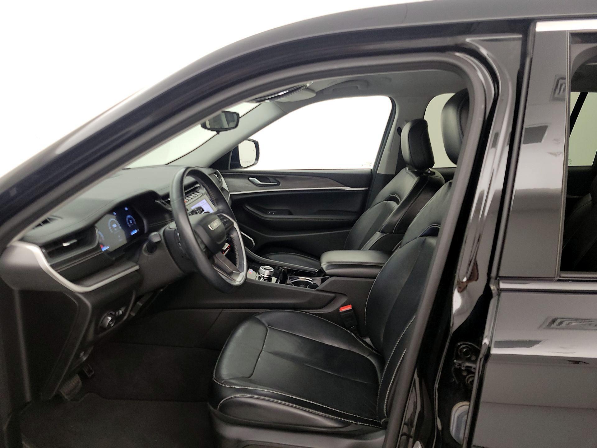 Thumbnail: 2021 Jeep Grand Cherokee L - 11