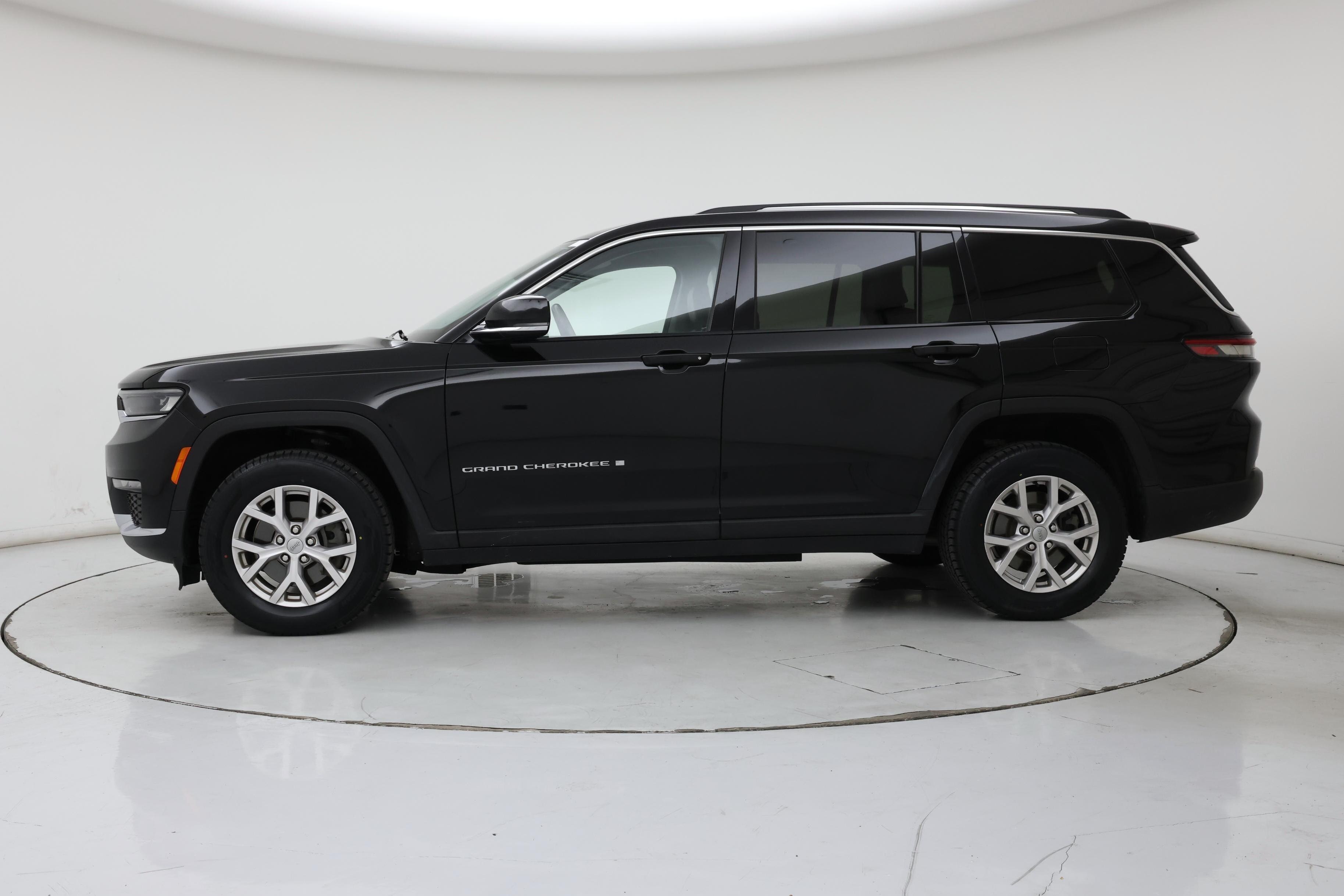 Thumbnail: 2021 Jeep Grand Cherokee L - 3