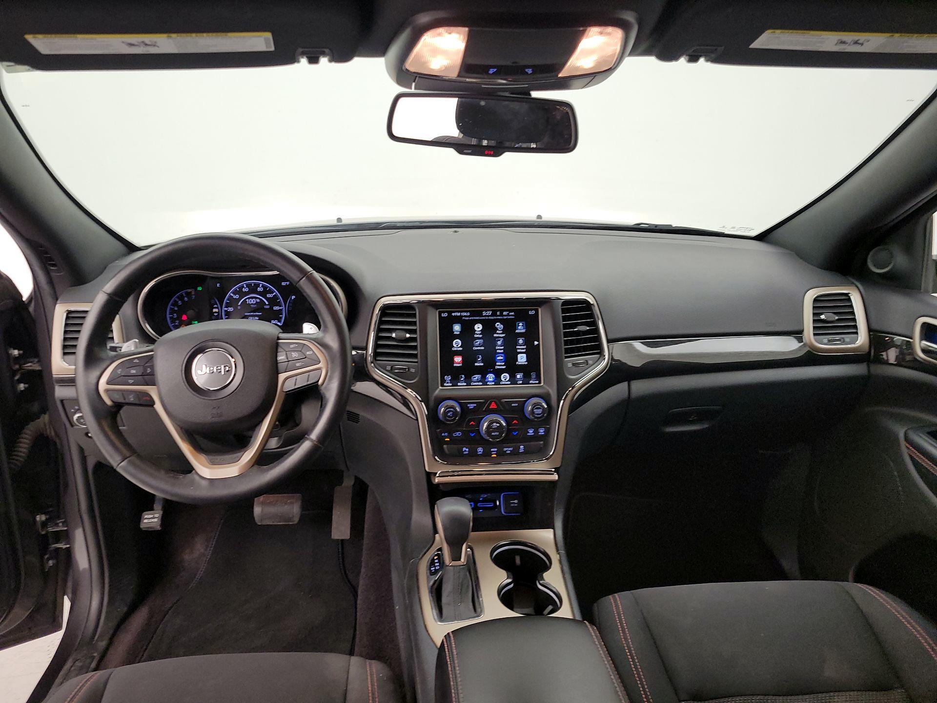 Thumbnail: 2016 Jeep Grand Cherokee - 9