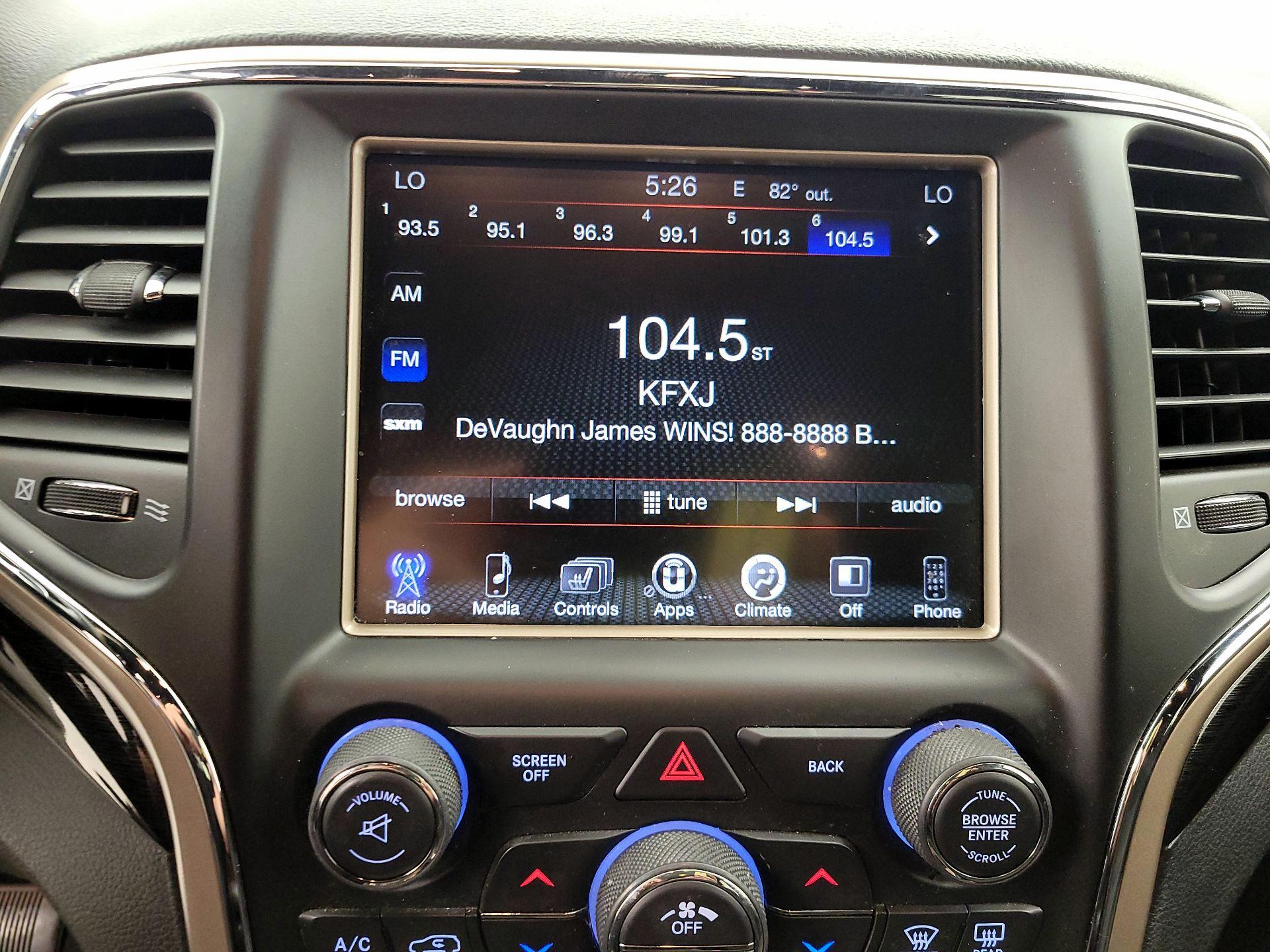 Thumbnail: 2016 Jeep Grand Cherokee - 16