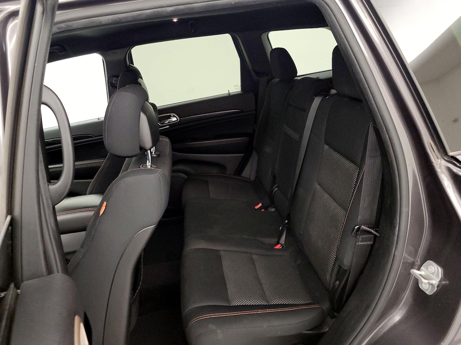 2016 Jeep Grand Cherokee Laredo - Photo 21