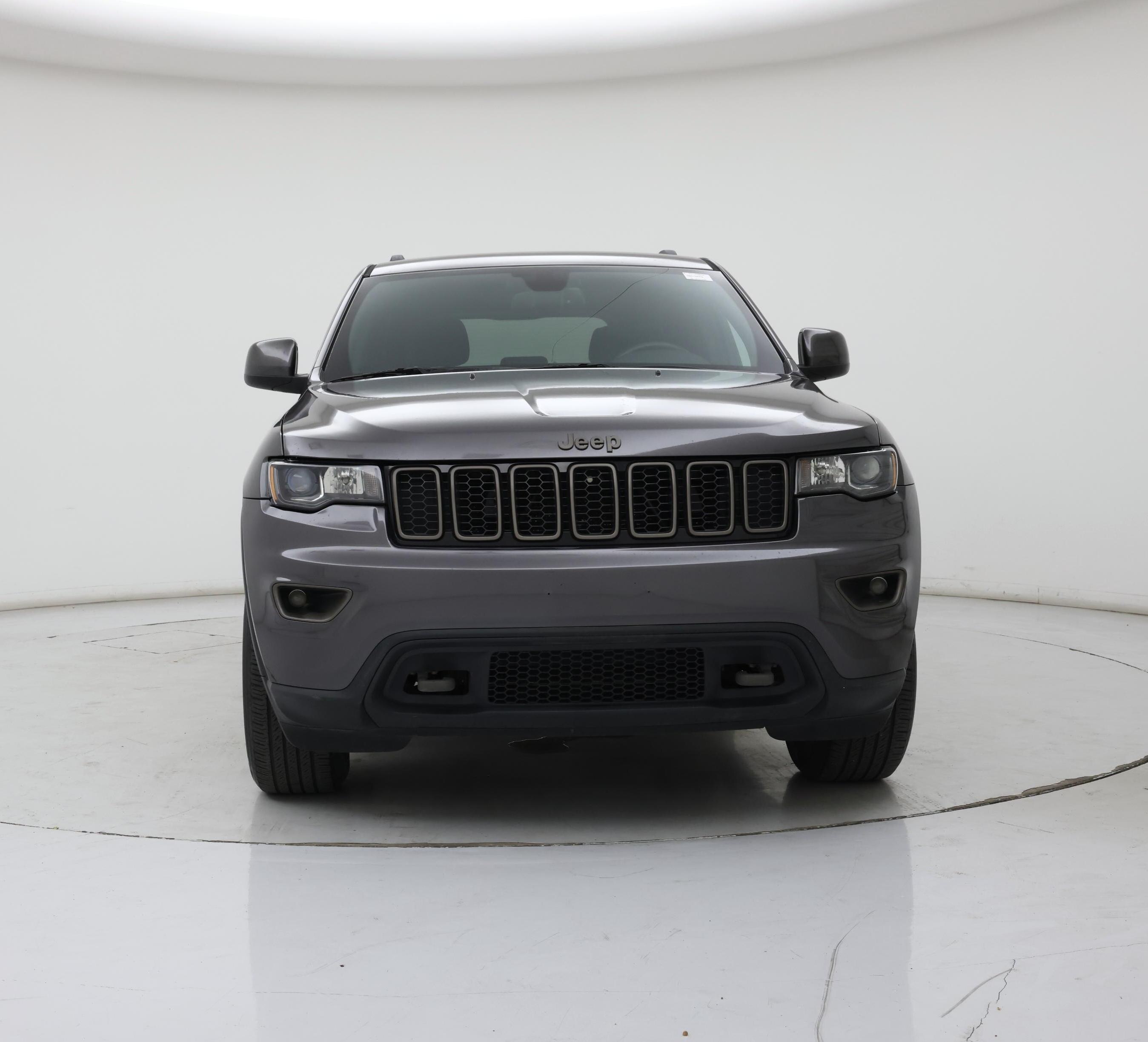 Thumbnail: 2016 Jeep Grand Cherokee - 5