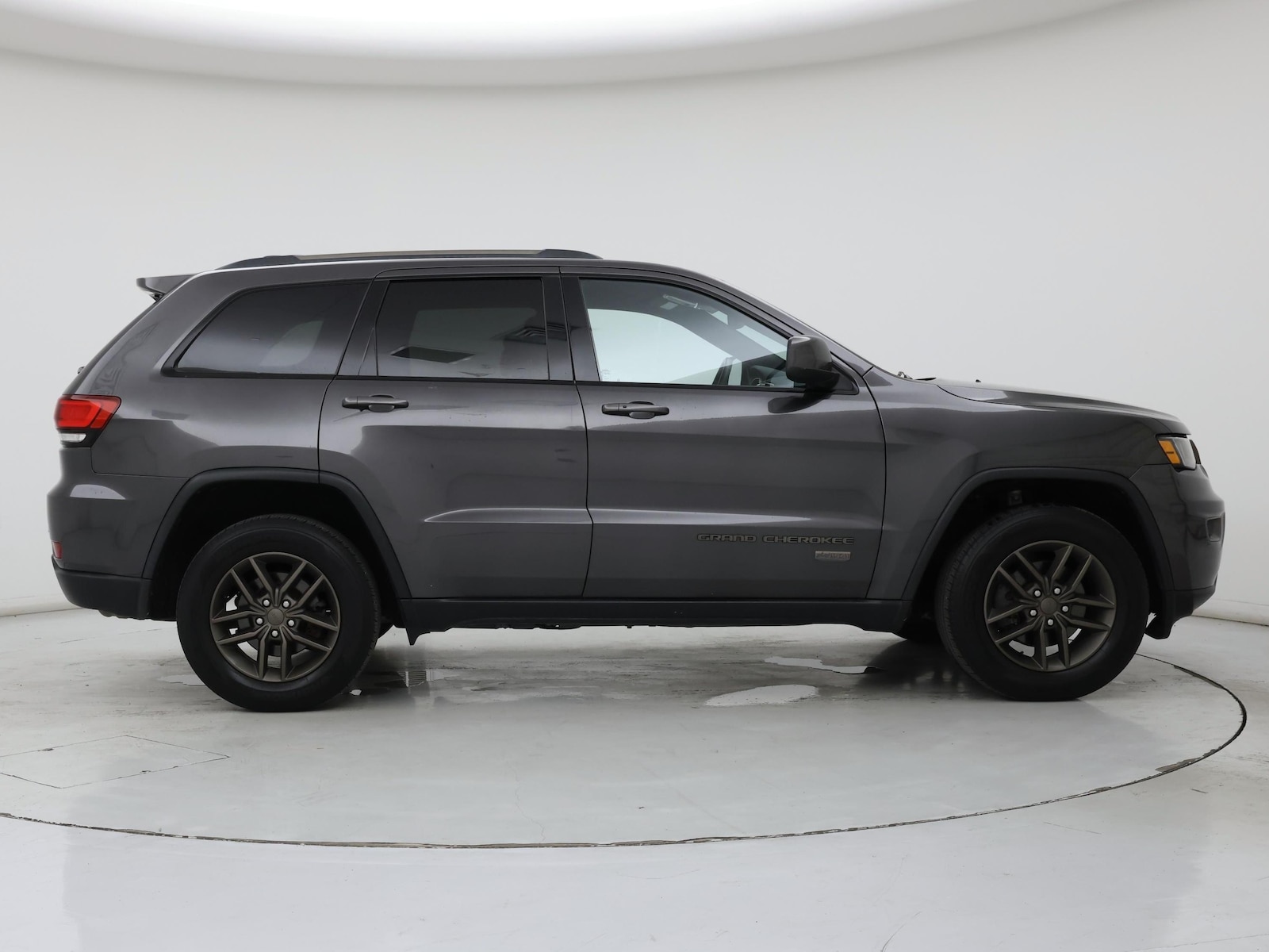 2016 Jeep Grand Cherokee Laredo - Photo 8