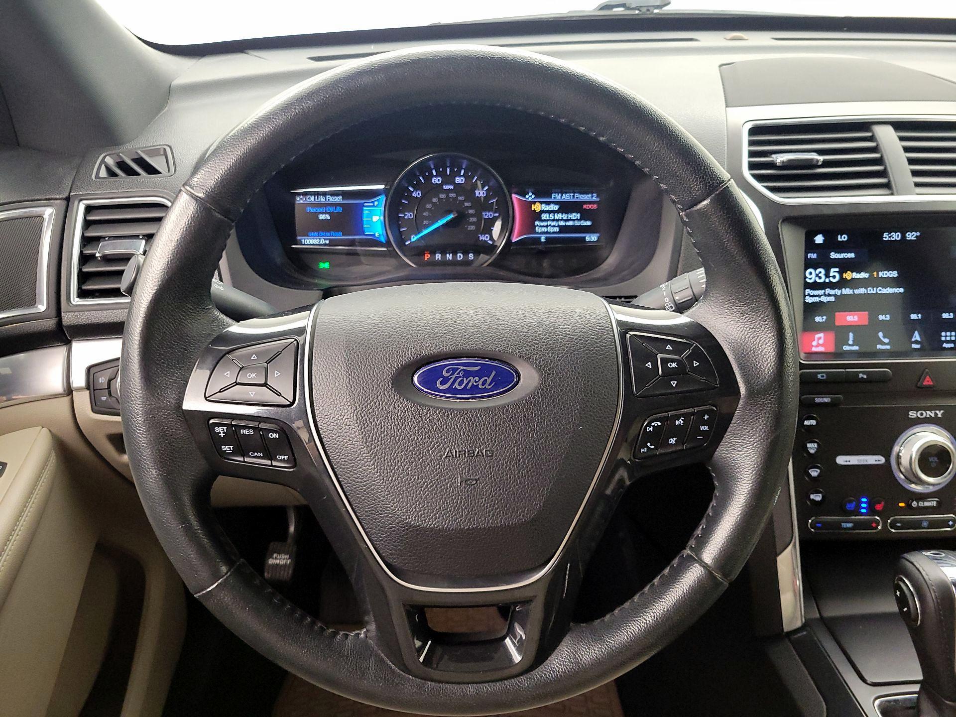 Thumbnail: 2019 Ford Explorer - 10