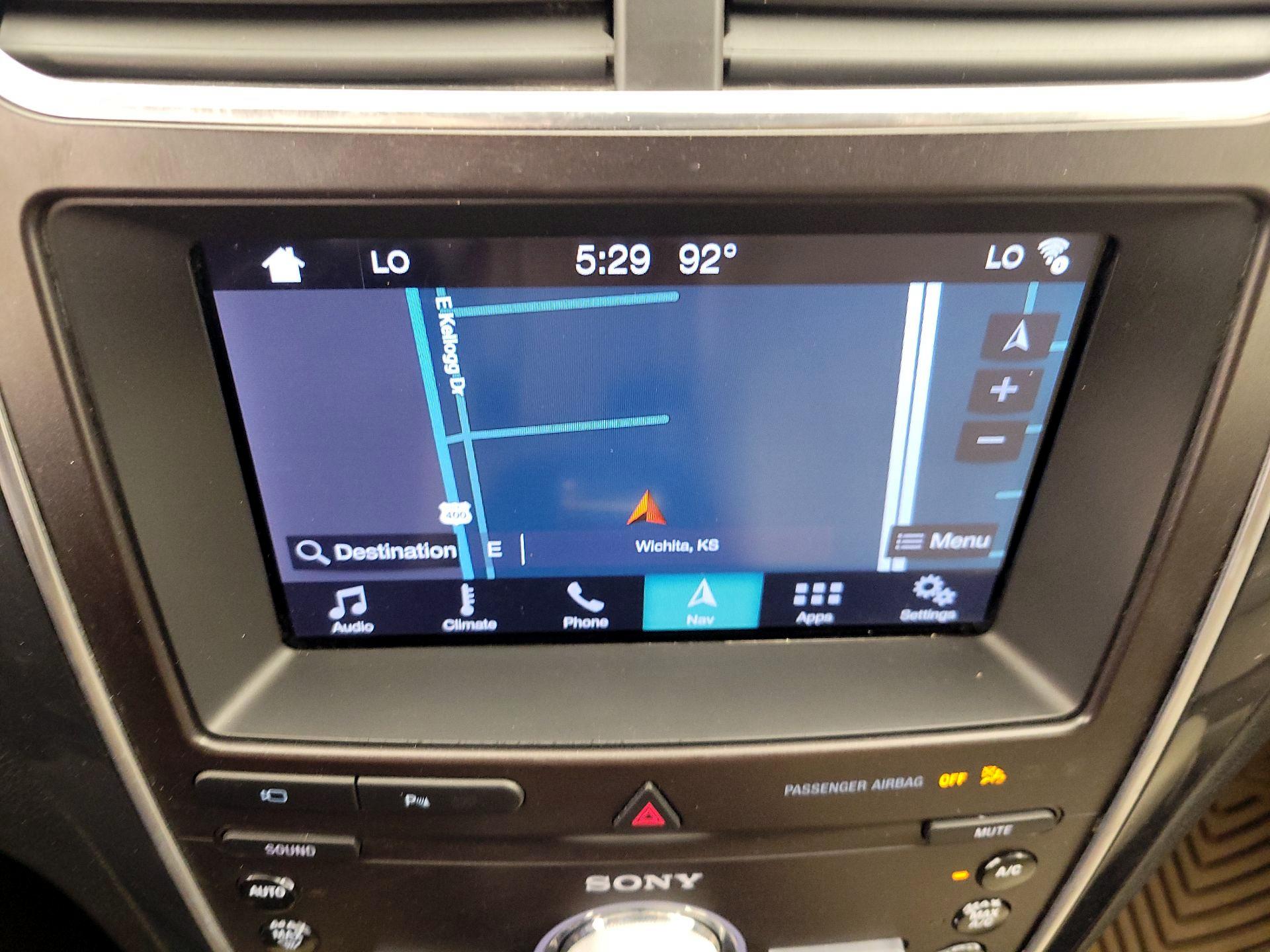Thumbnail: 2019 Ford Explorer - 14