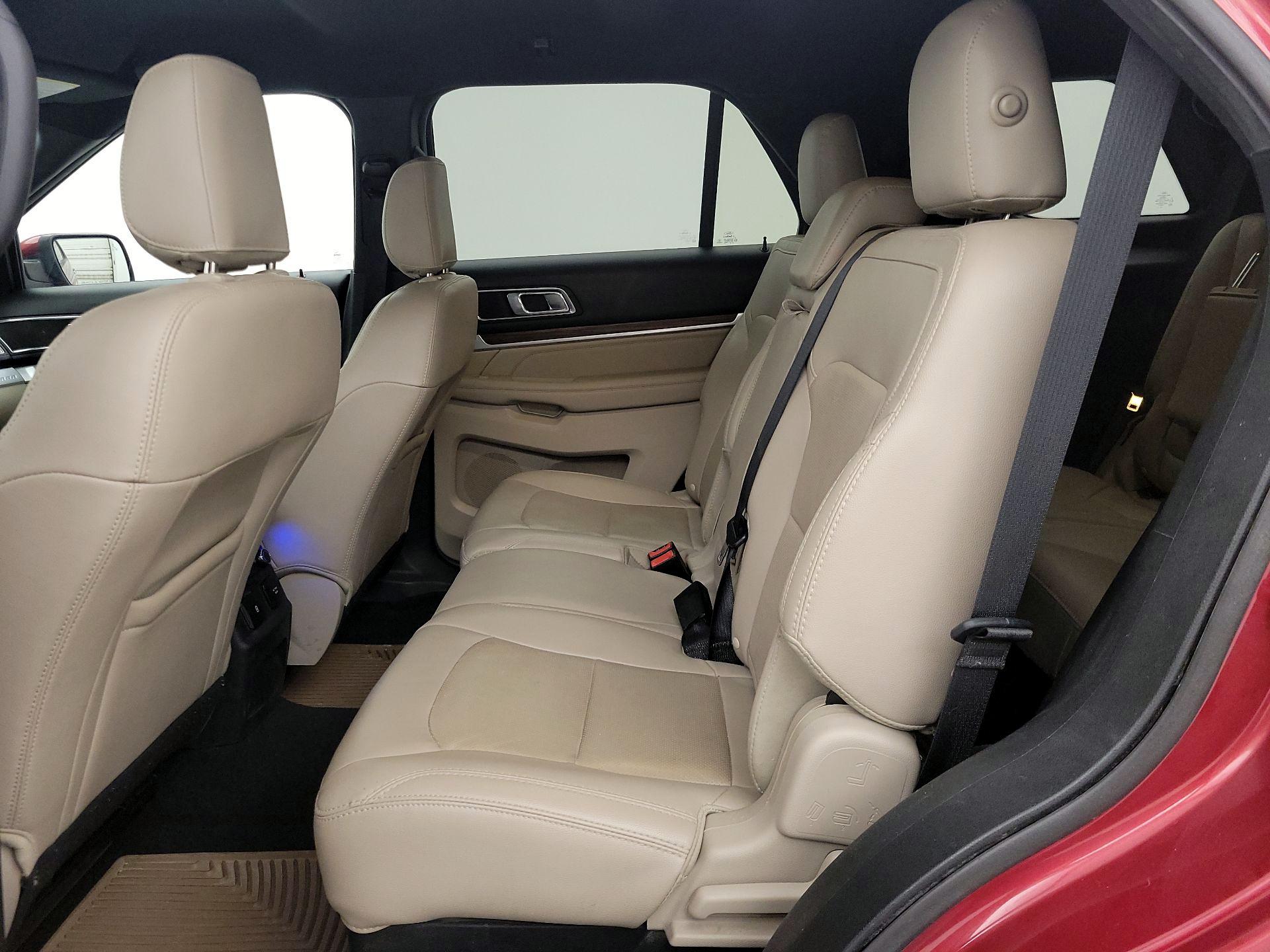 Thumbnail: 2019 Ford Explorer - 20