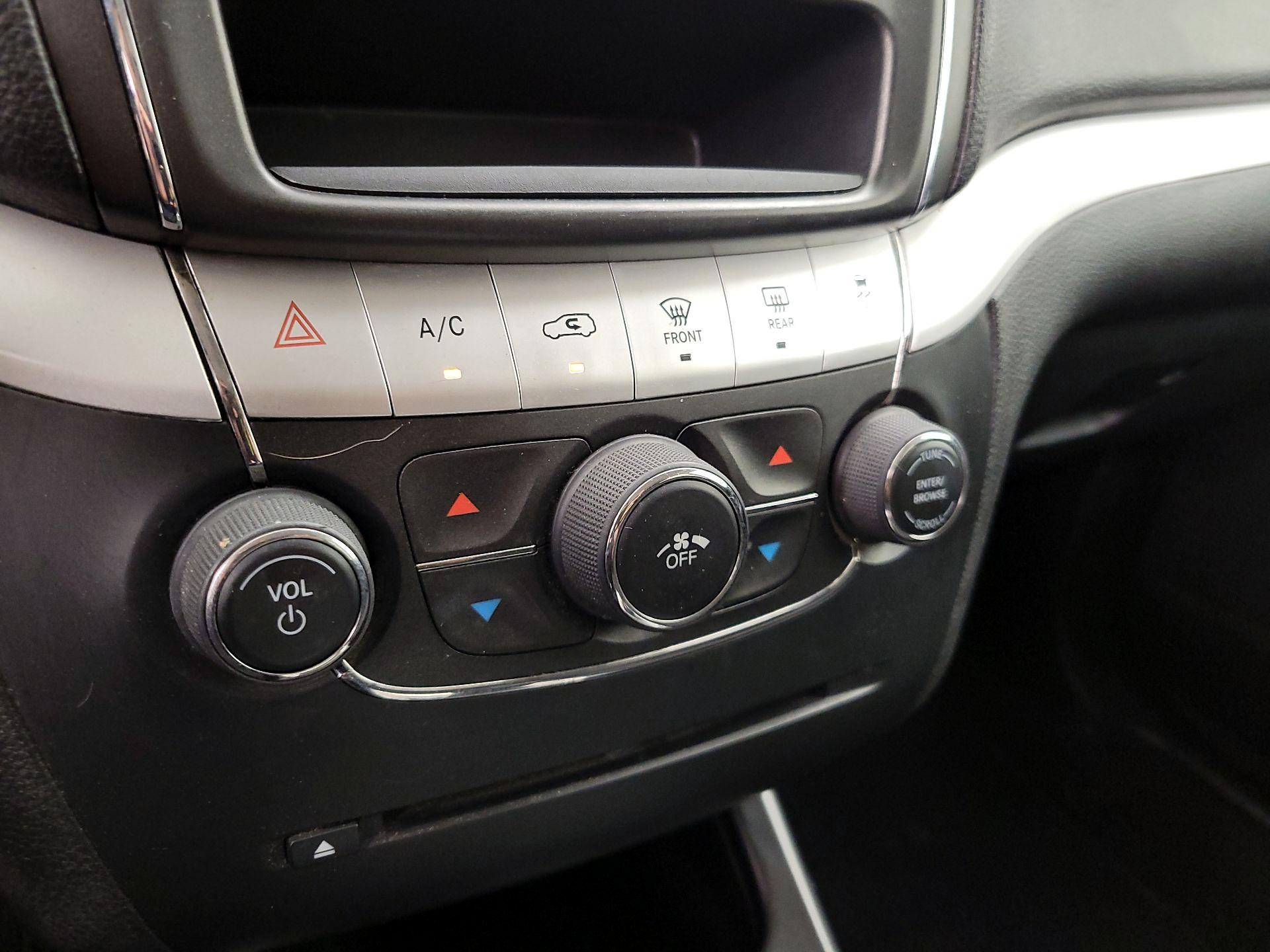 Thumbnail: 2019 Dodge Journey - 16