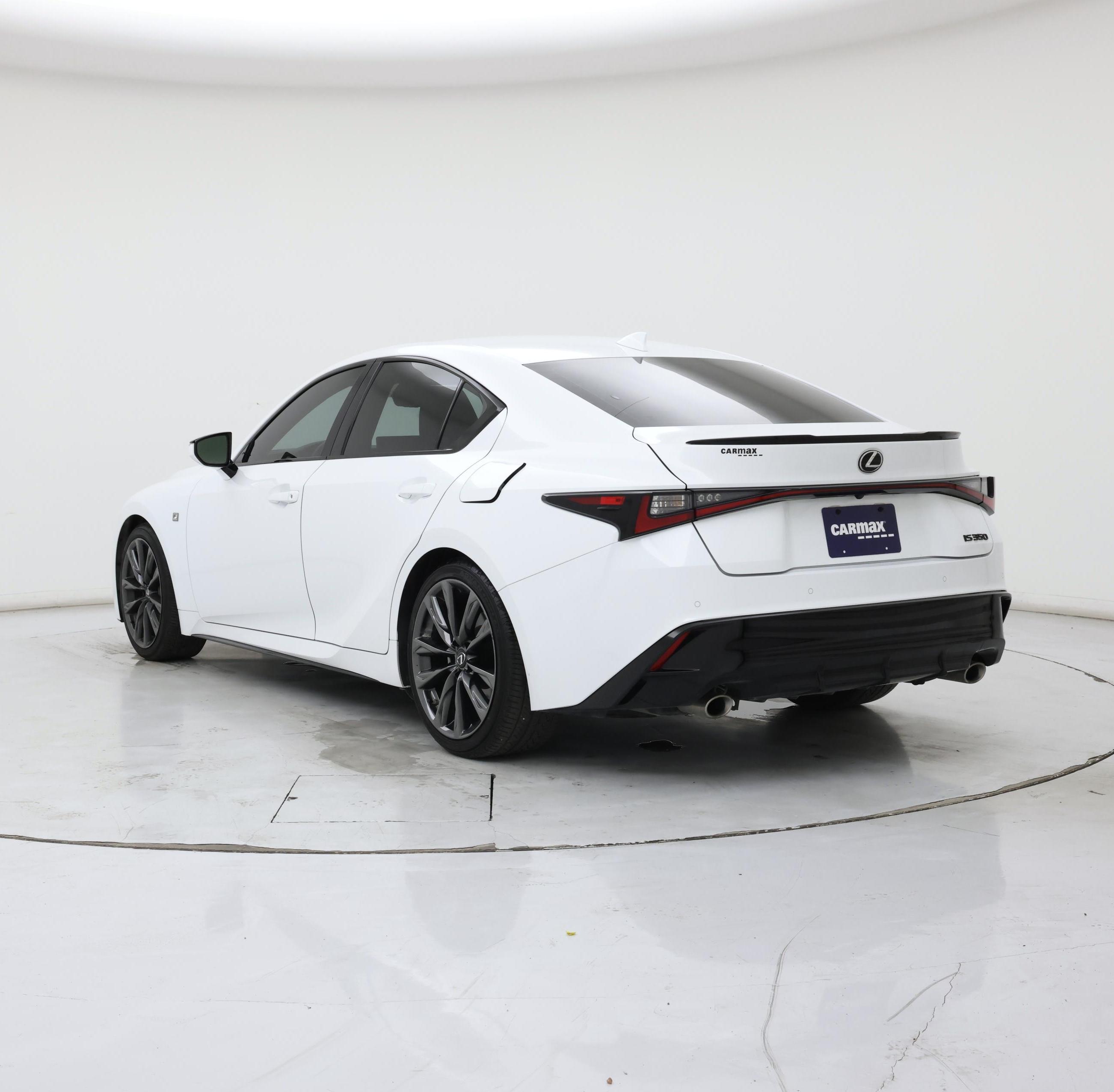 Thumbnail: 2022 Lexus IS - 2