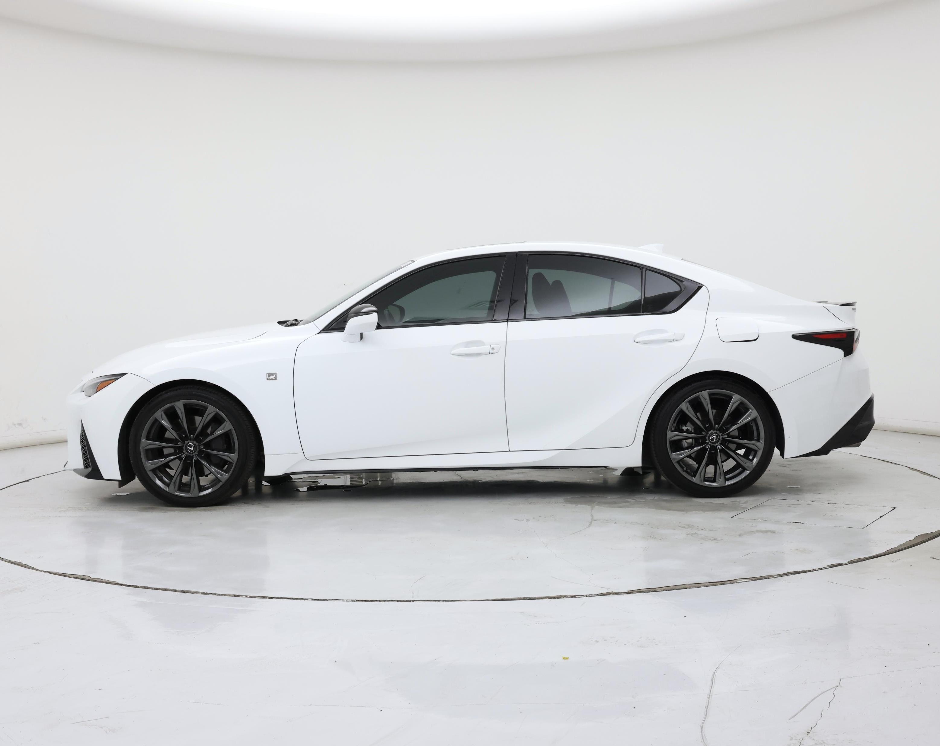 Thumbnail: 2022 Lexus IS - 3