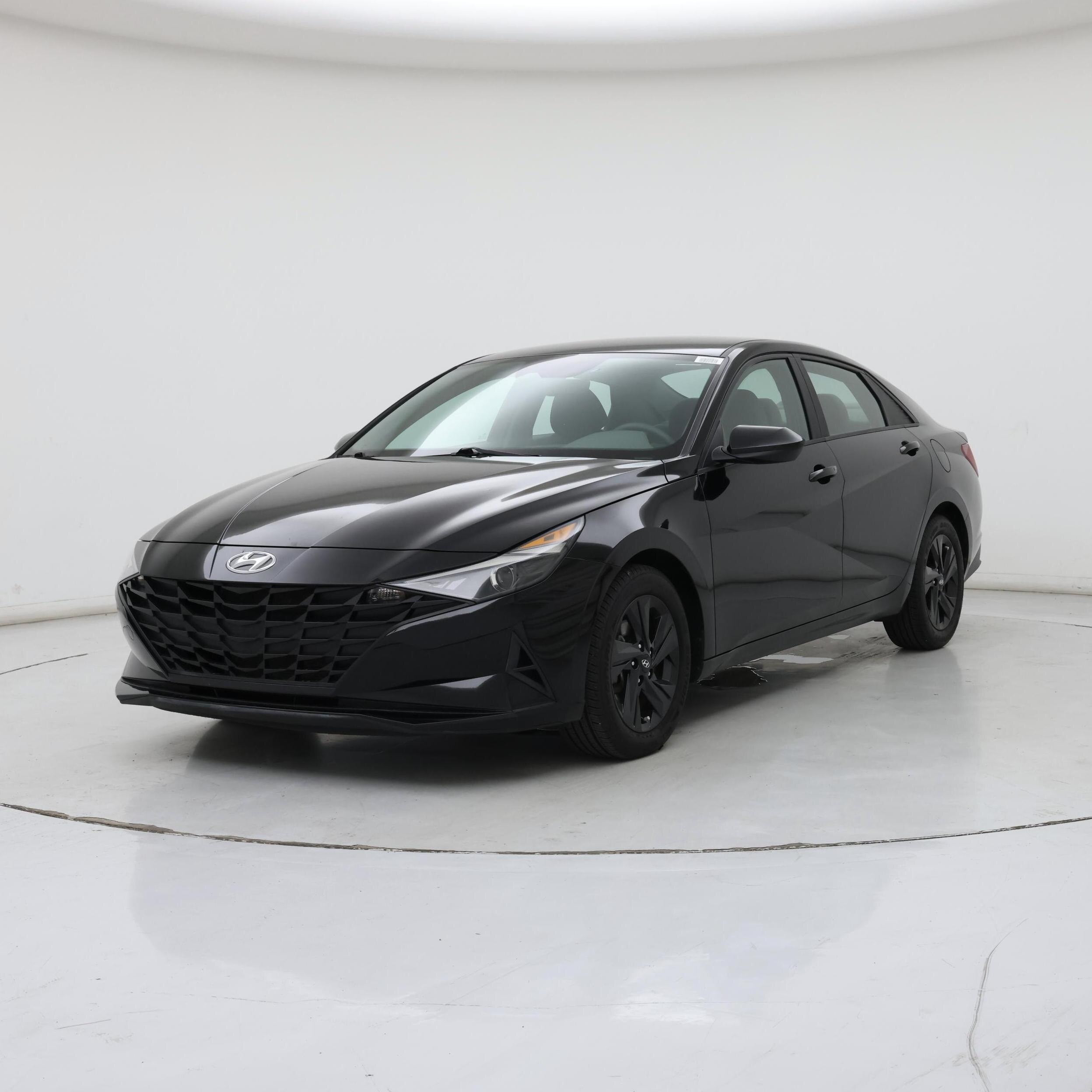 Thumbnail: 2022 Hyundai Elantra - 4