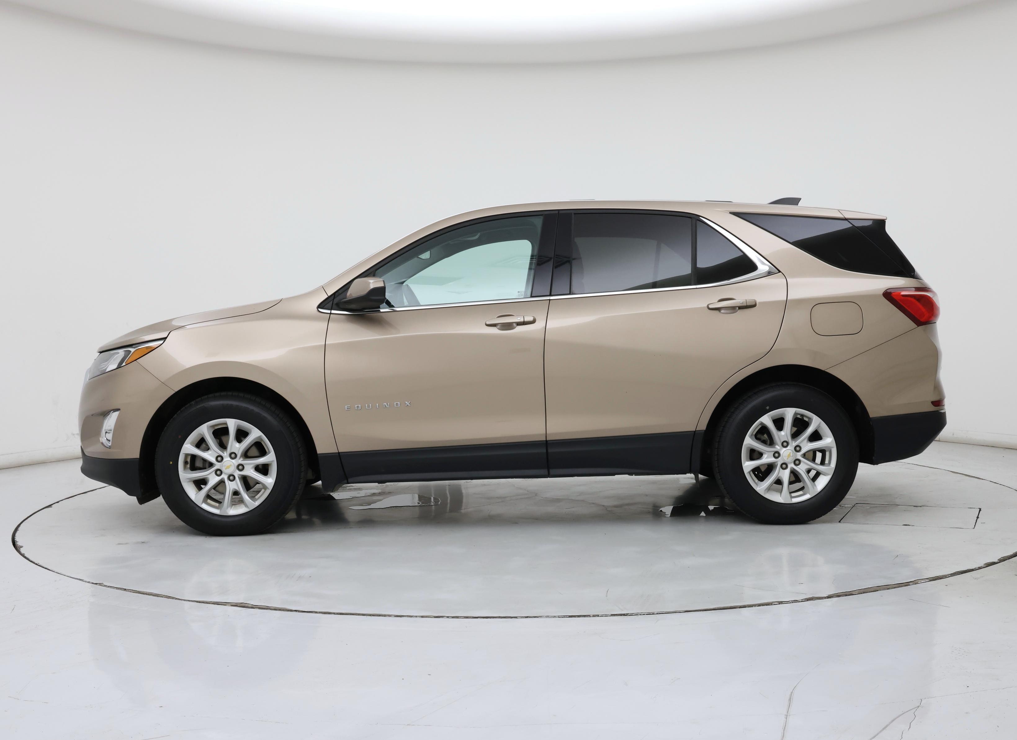 Thumbnail: 2019 Chevrolet Equinox - 3