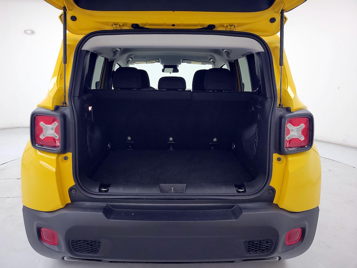 Trunk/Cargo (Seats Up)