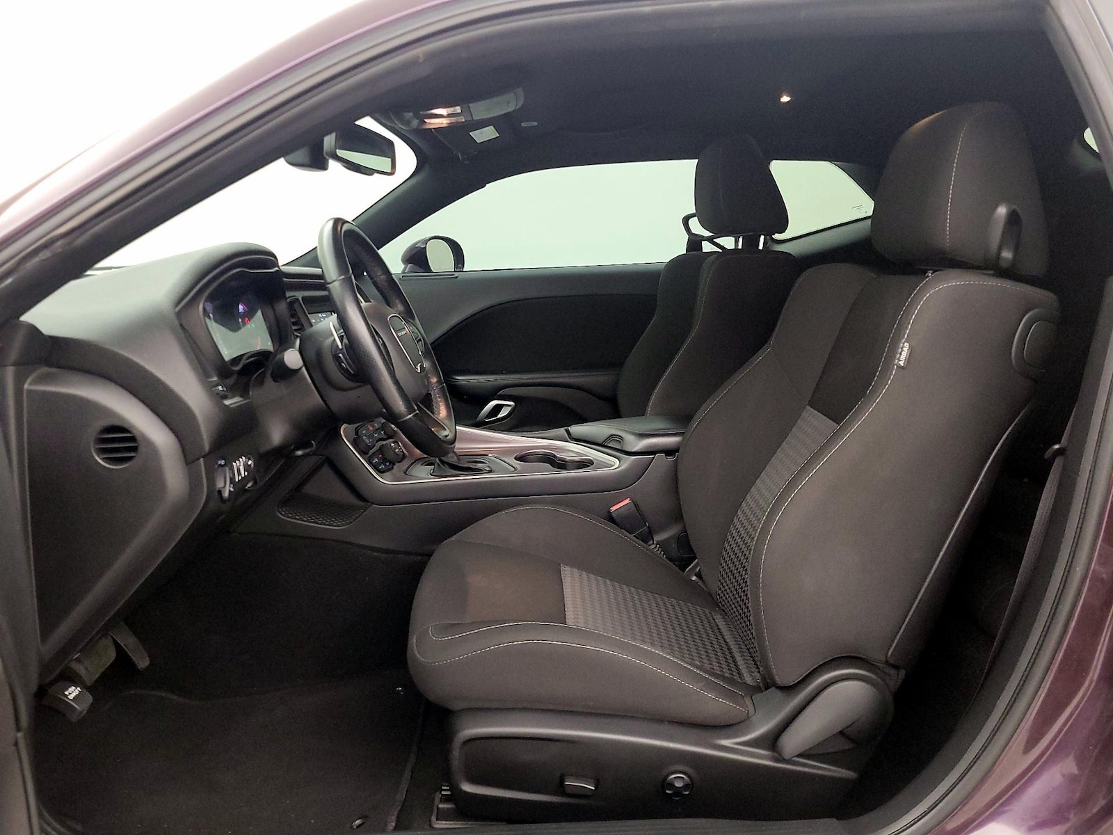 Power Seat(s) & Side Airbags
