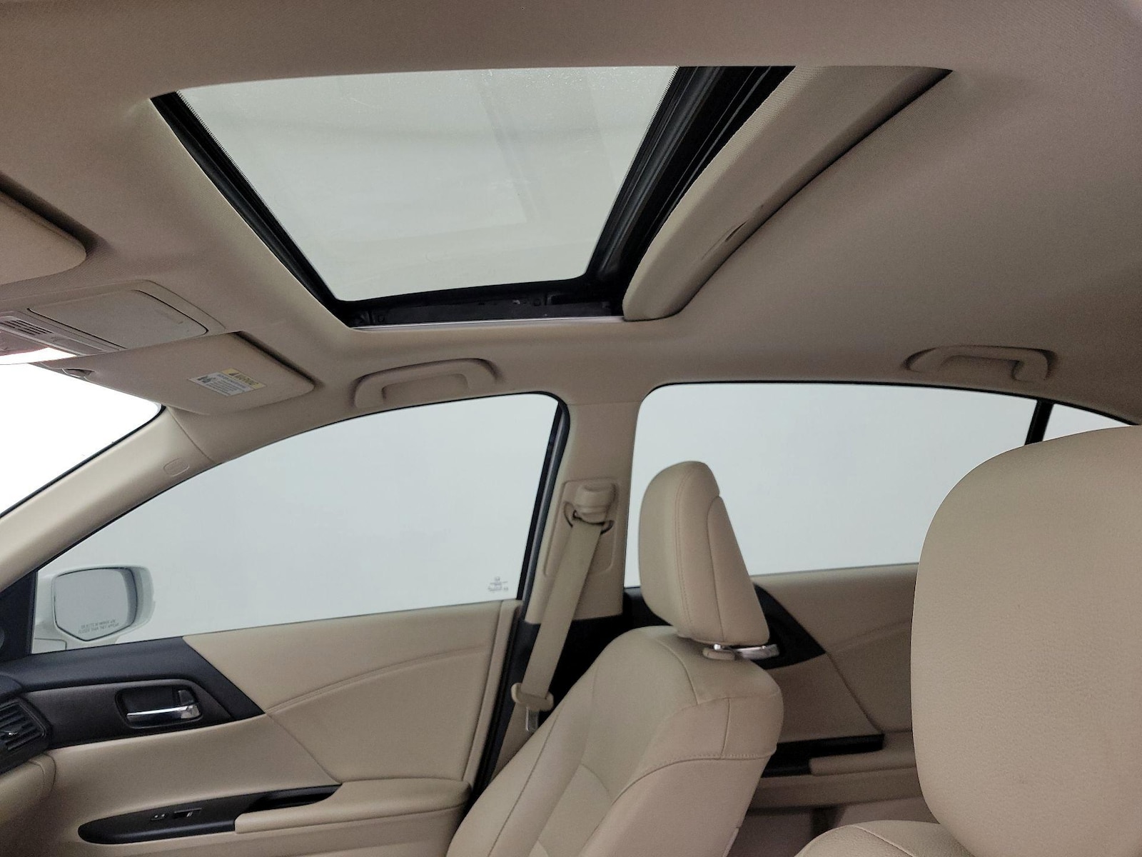 Sunroof(s) & Overhead Airbags