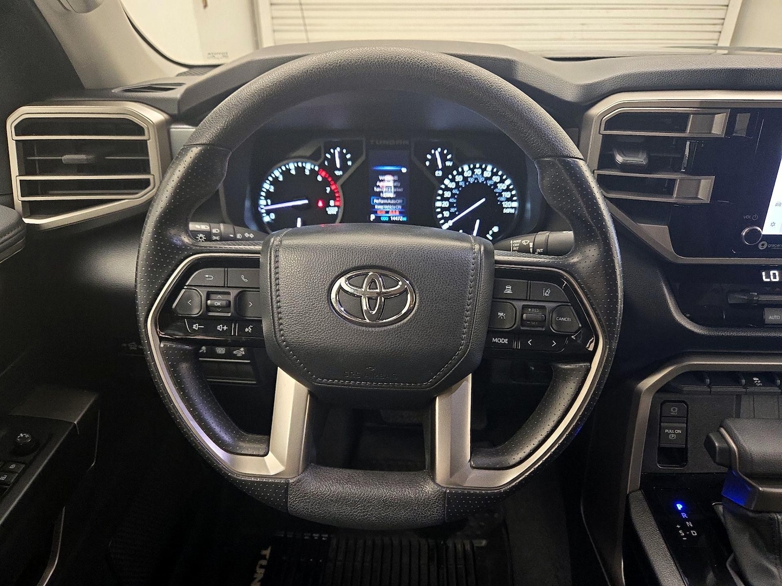 2023 Toyota Tundra SR5 - Photo 11