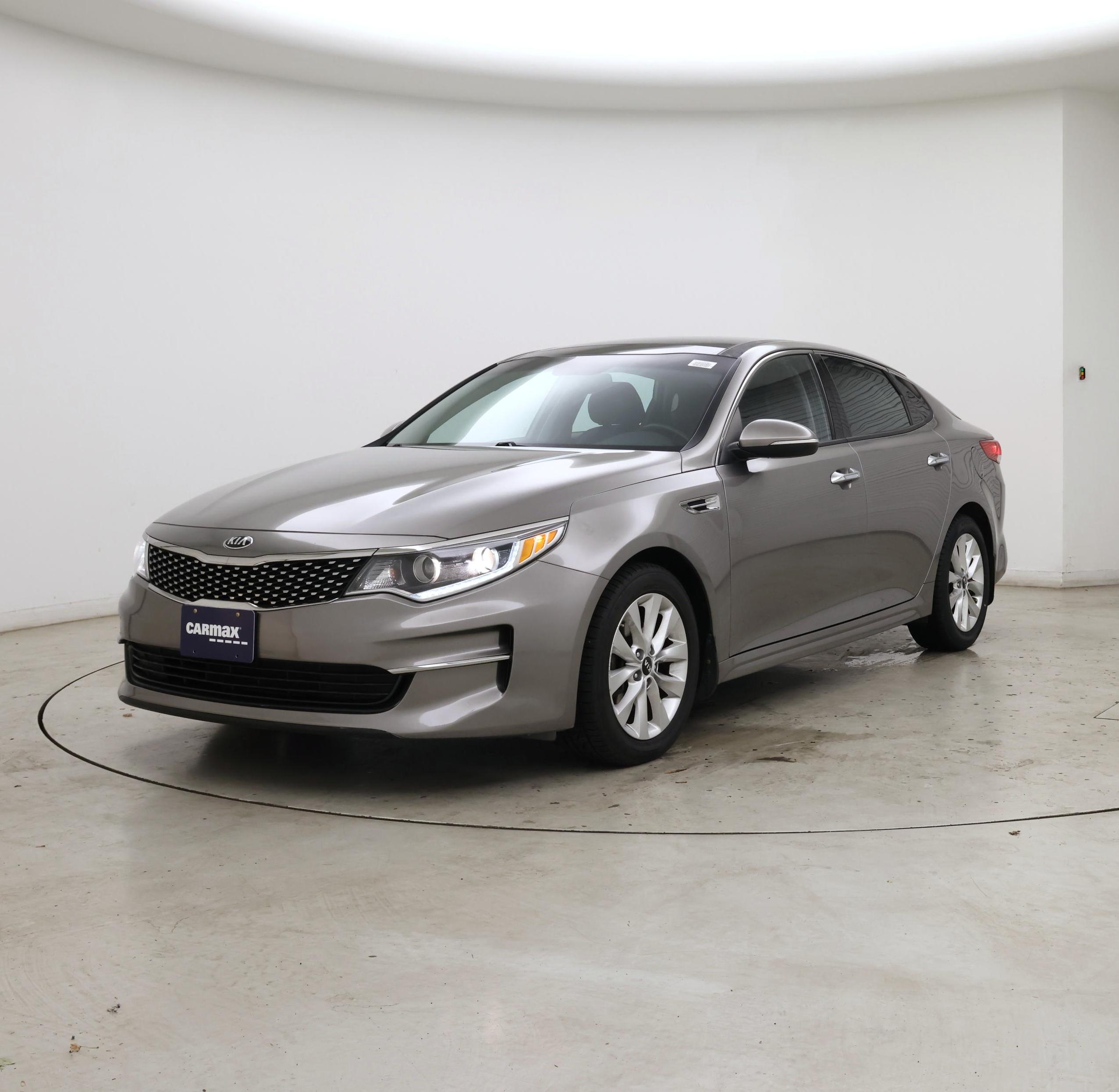 Thumbnail: 2016 Kia Optima - 4