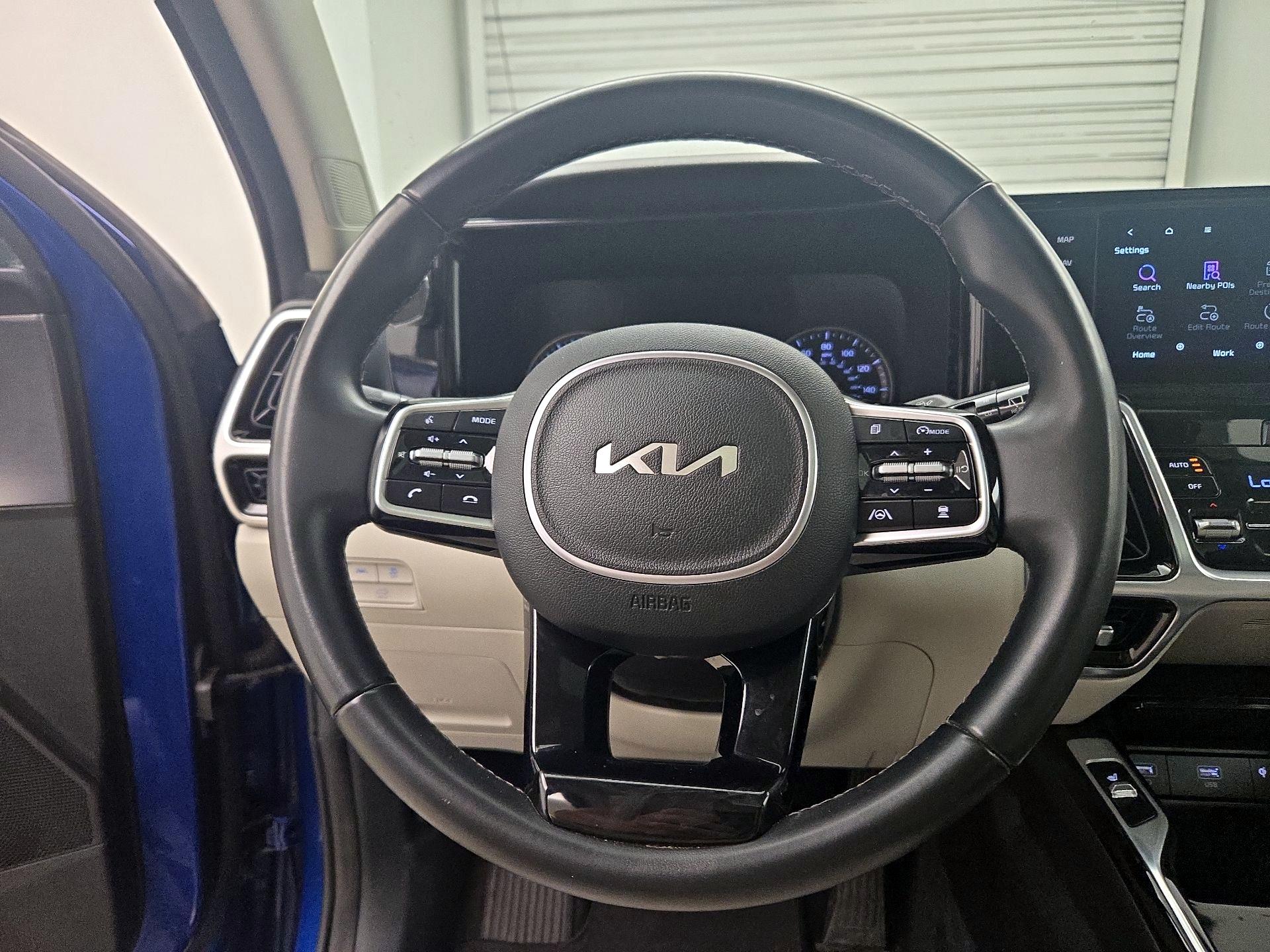 Thumbnail: 2022 Kia Sorento - 10