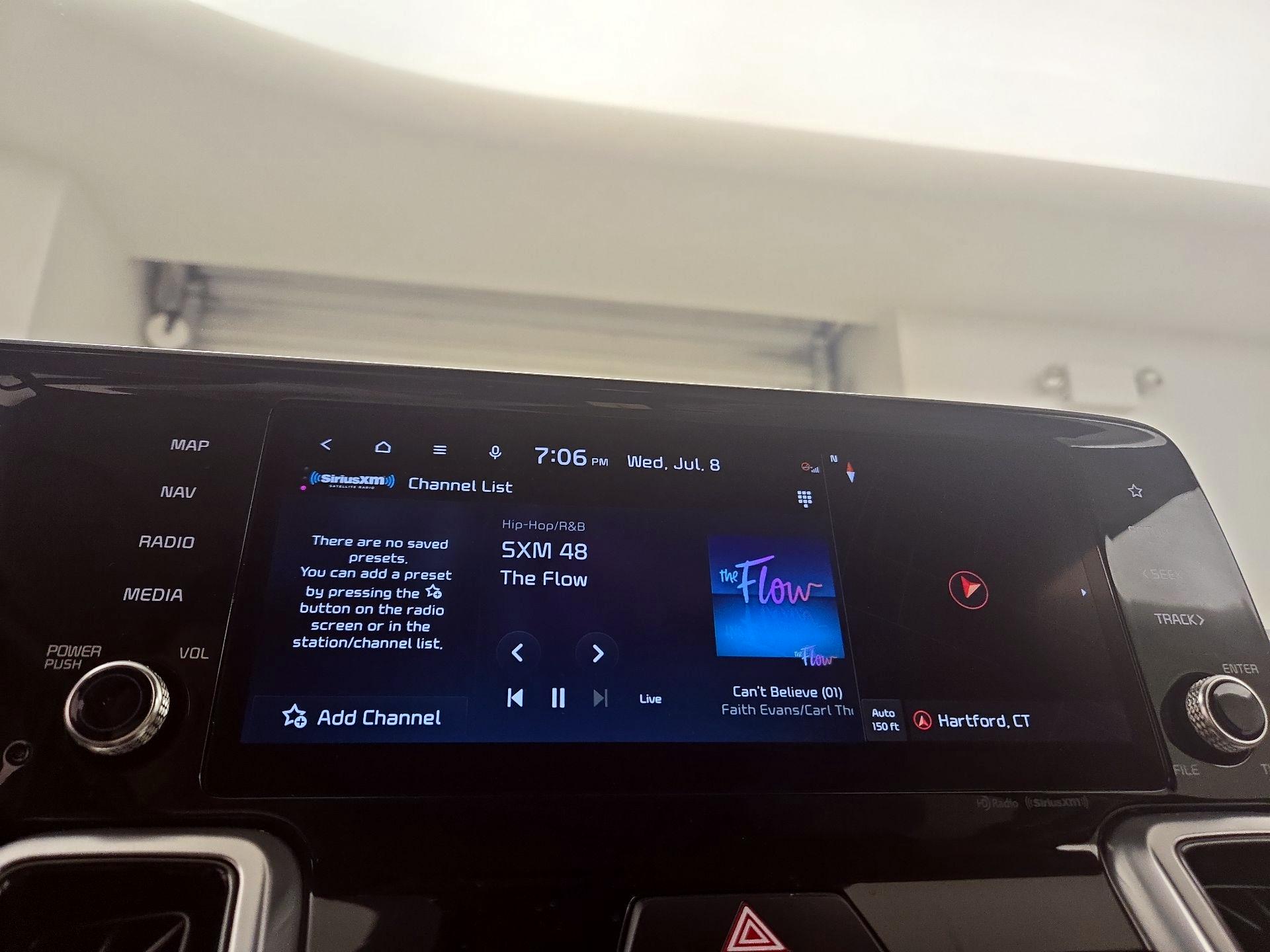Thumbnail: 2022 Kia Sorento - 16