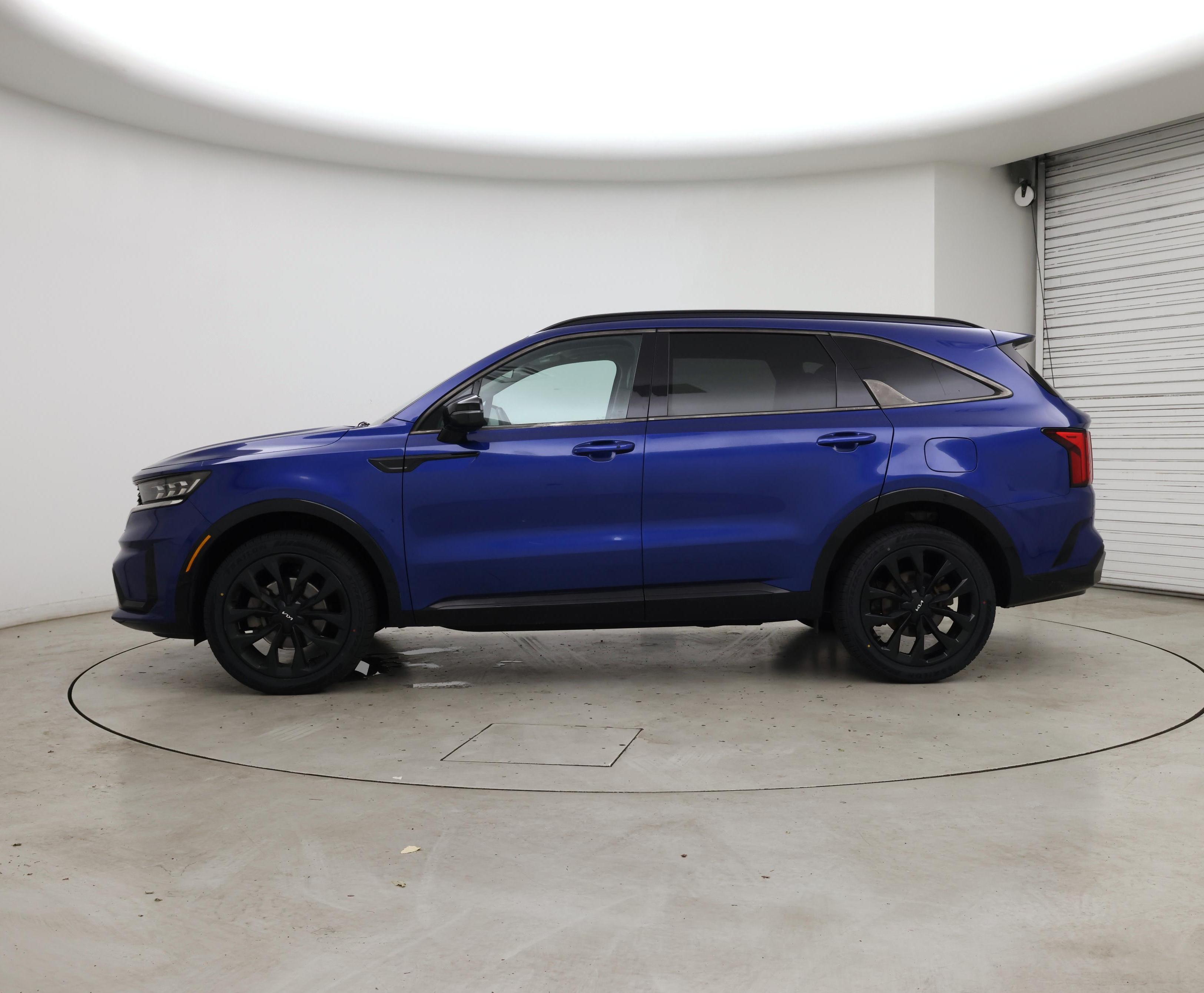 Thumbnail: 2022 Kia Sorento - 3