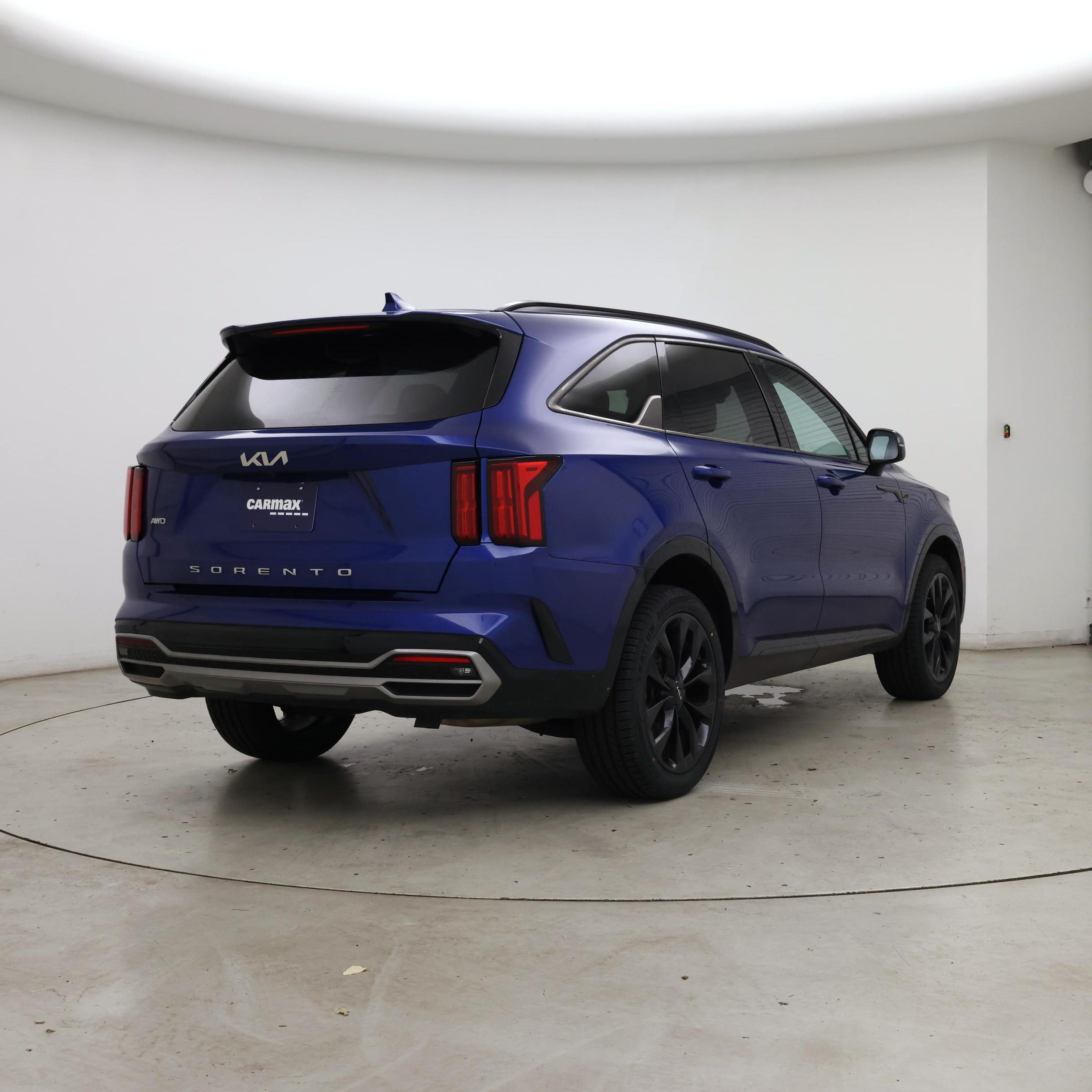 Thumbnail: 2022 Kia Sorento - 8
