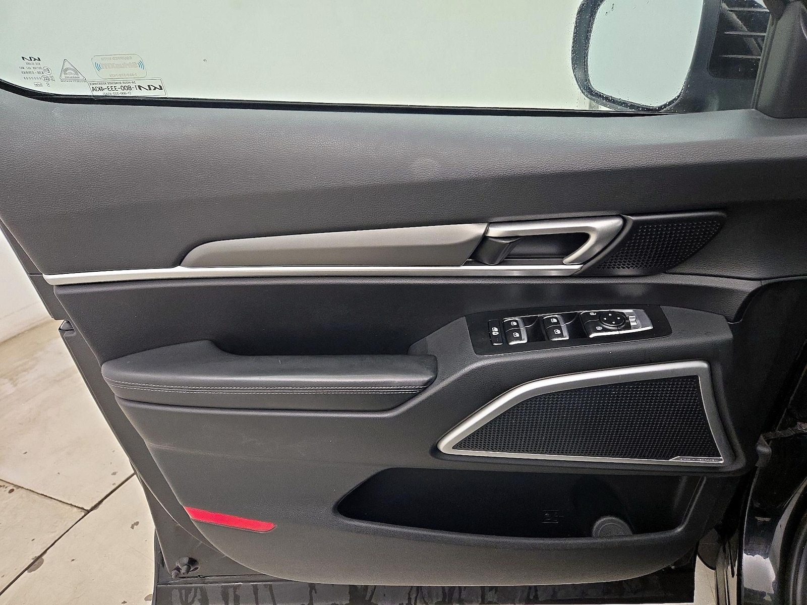2022 Kia Telluride S - Photo 13