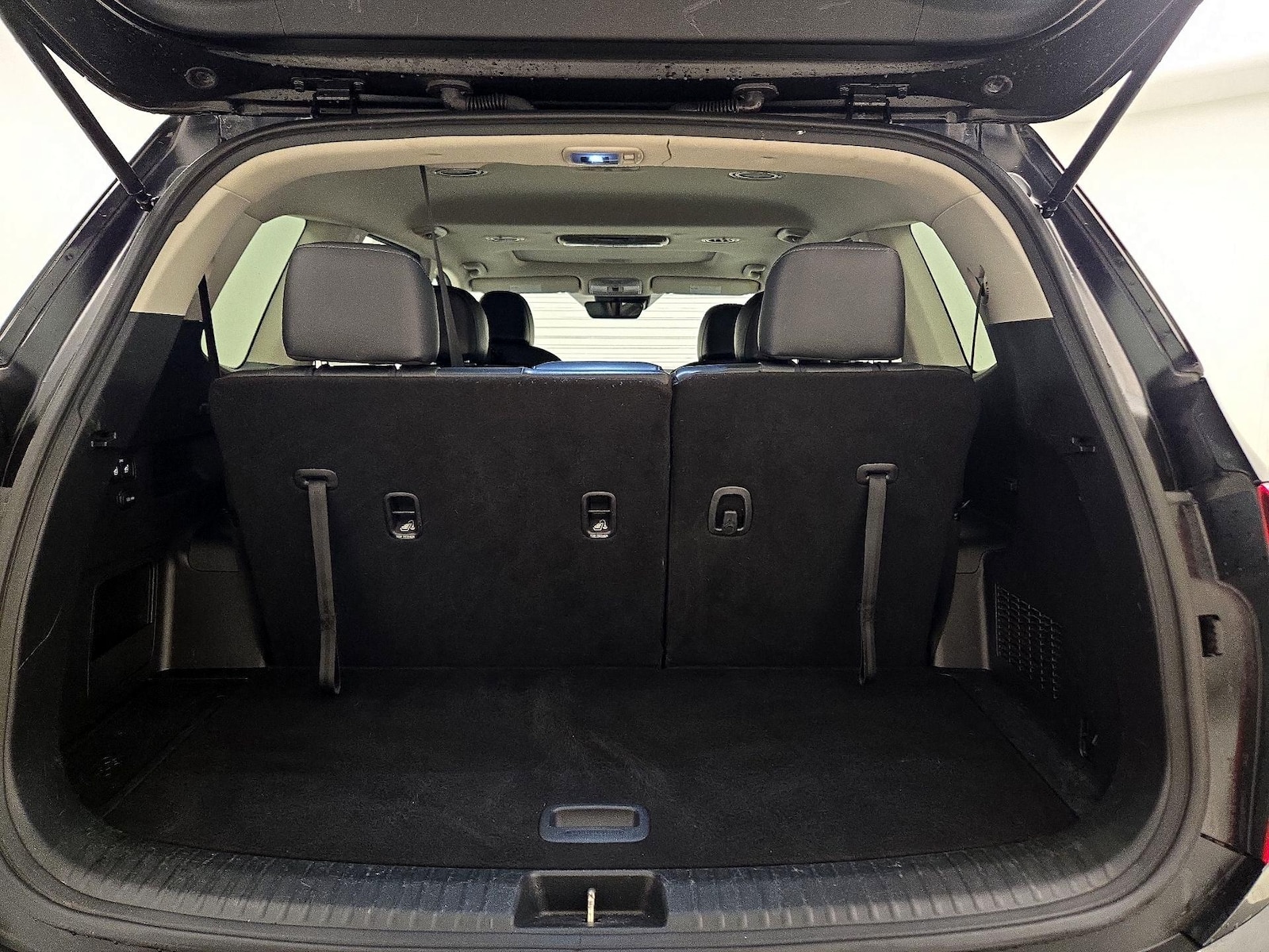 2022 Kia Telluride S - Photo 18