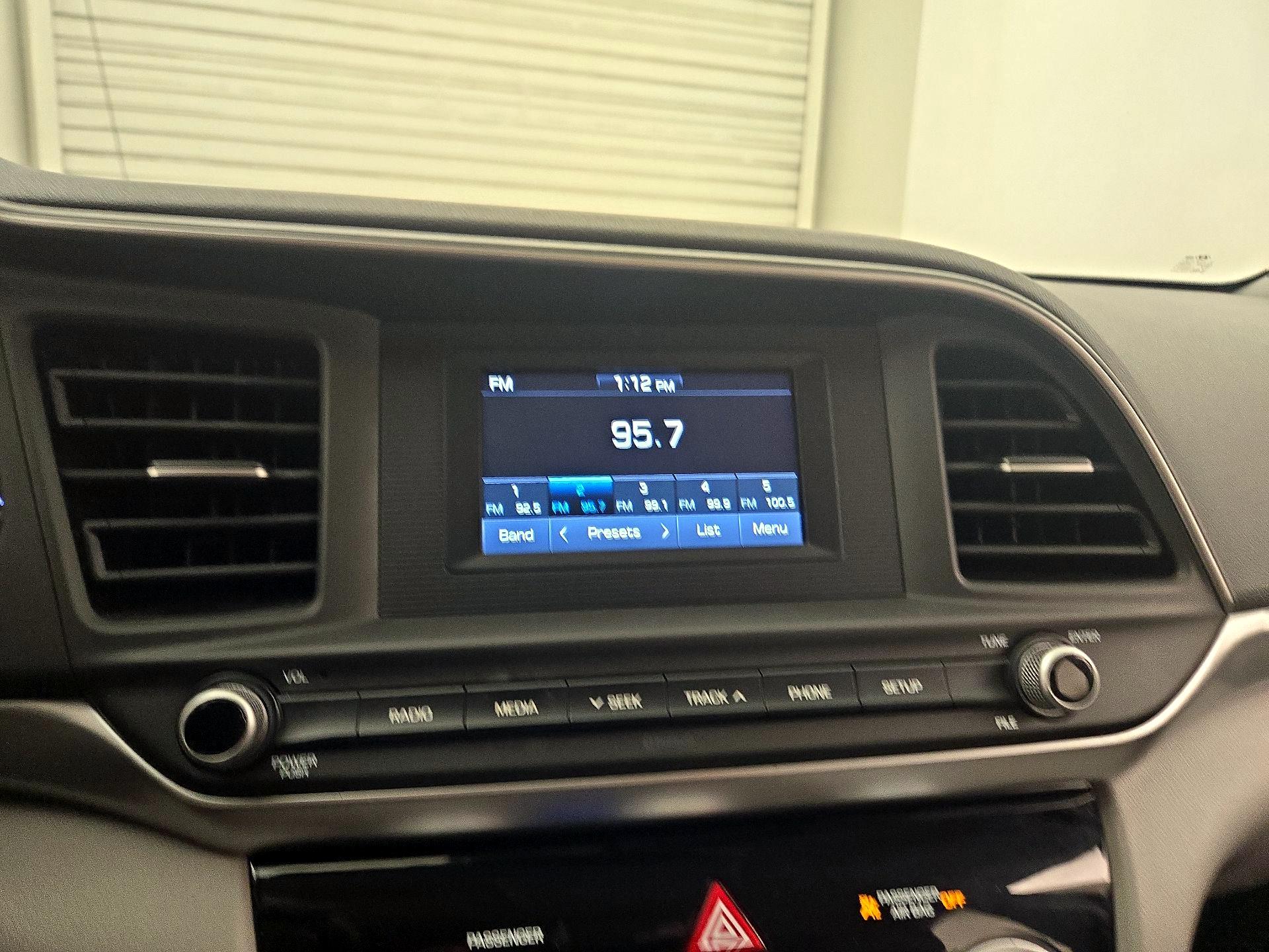 Thumbnail: 2019 Hyundai Elantra - 15
