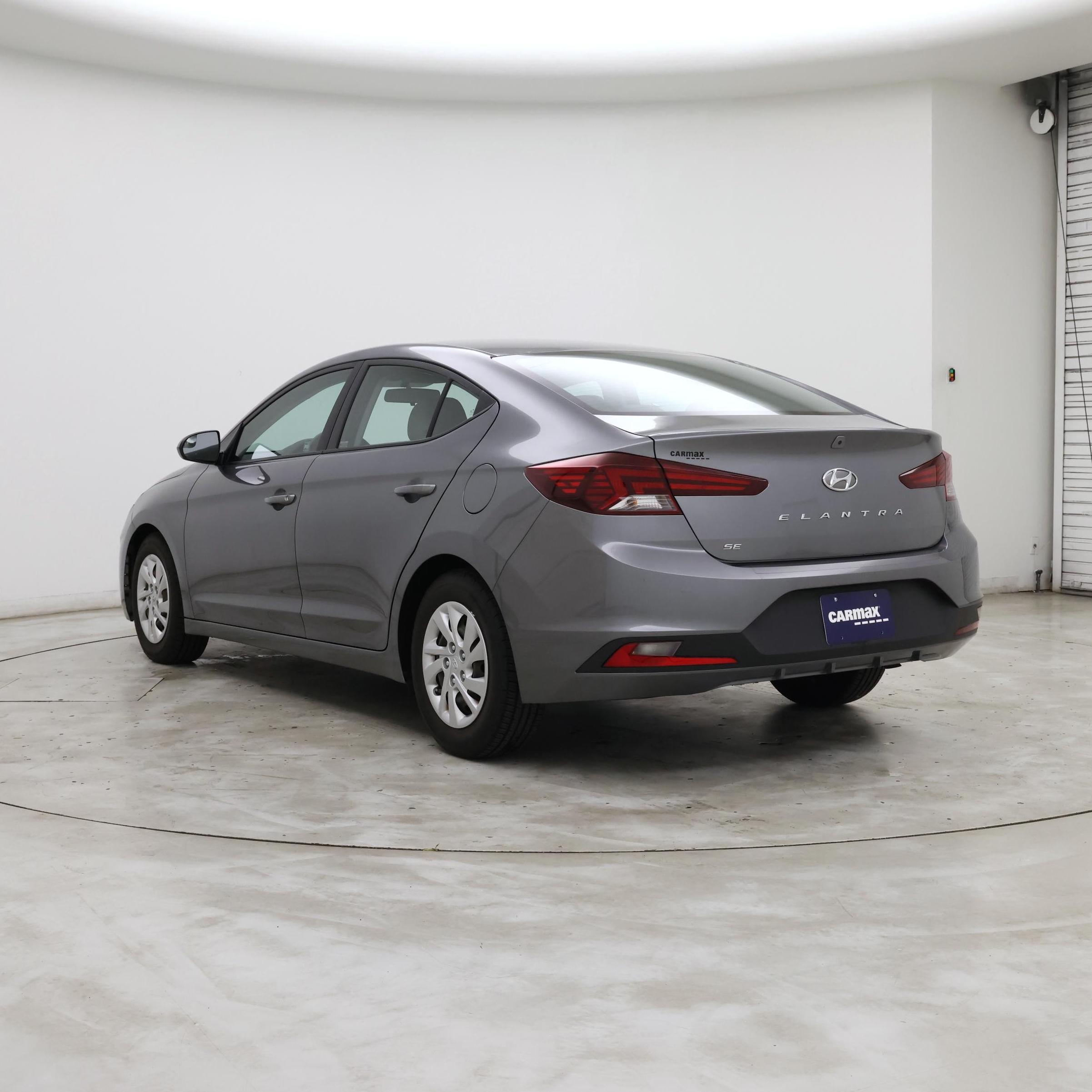 Thumbnail: 2019 Hyundai Elantra - 2