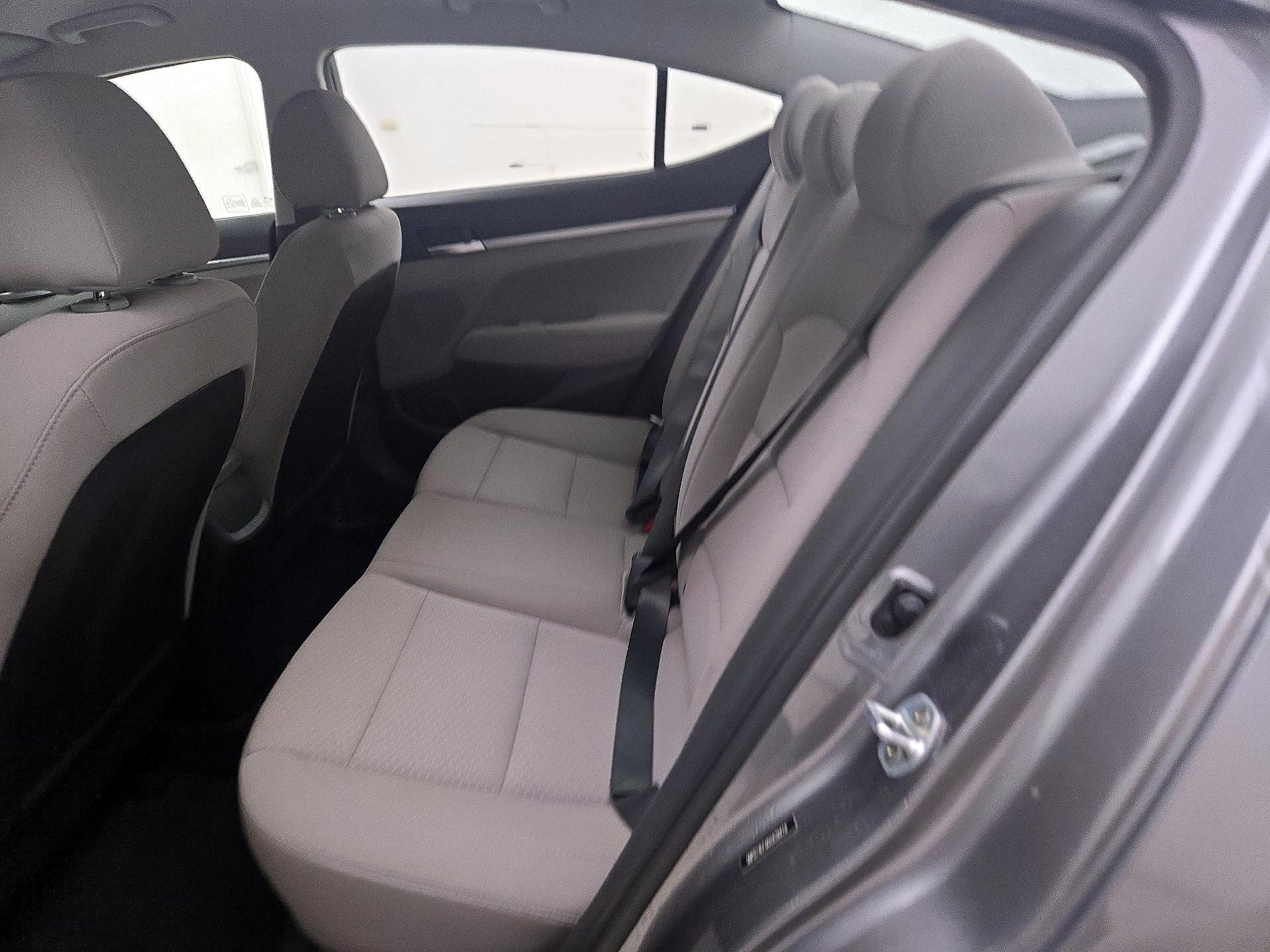Thumbnail: 2019 Hyundai Elantra - 19