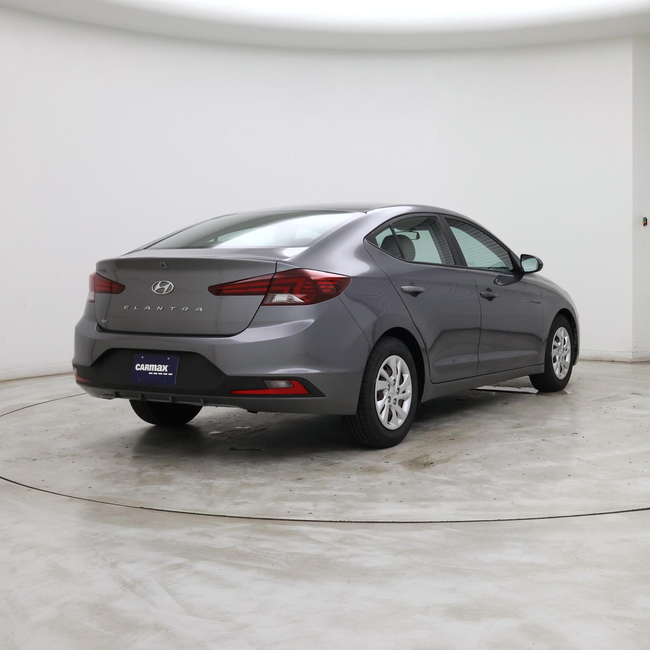Thumbnail: 2019 Hyundai Elantra - 8