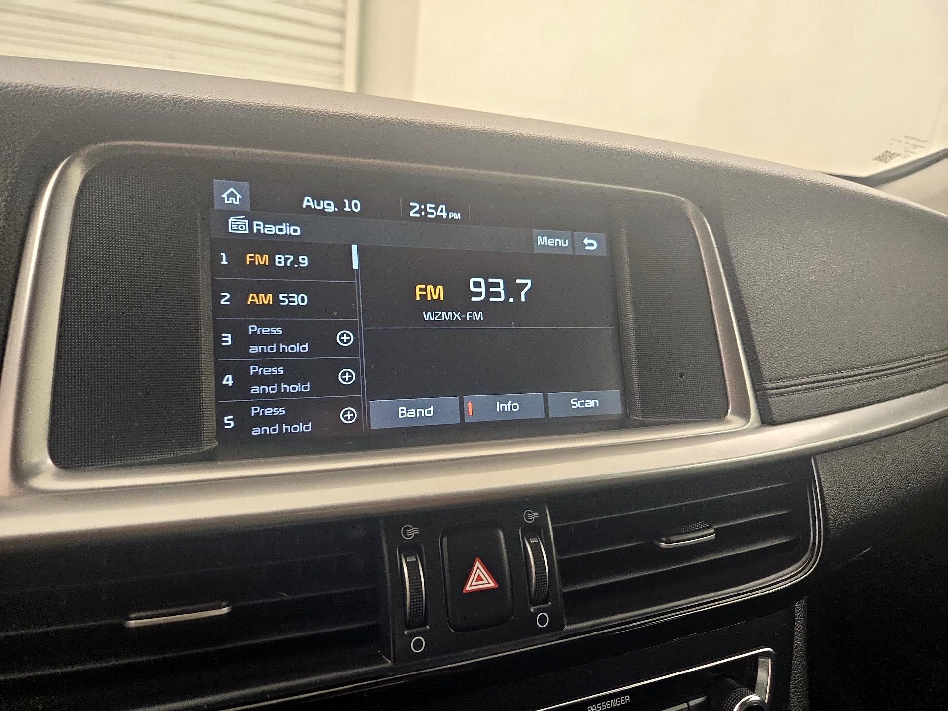 Thumbnail: 2019 Kia Optima - 15