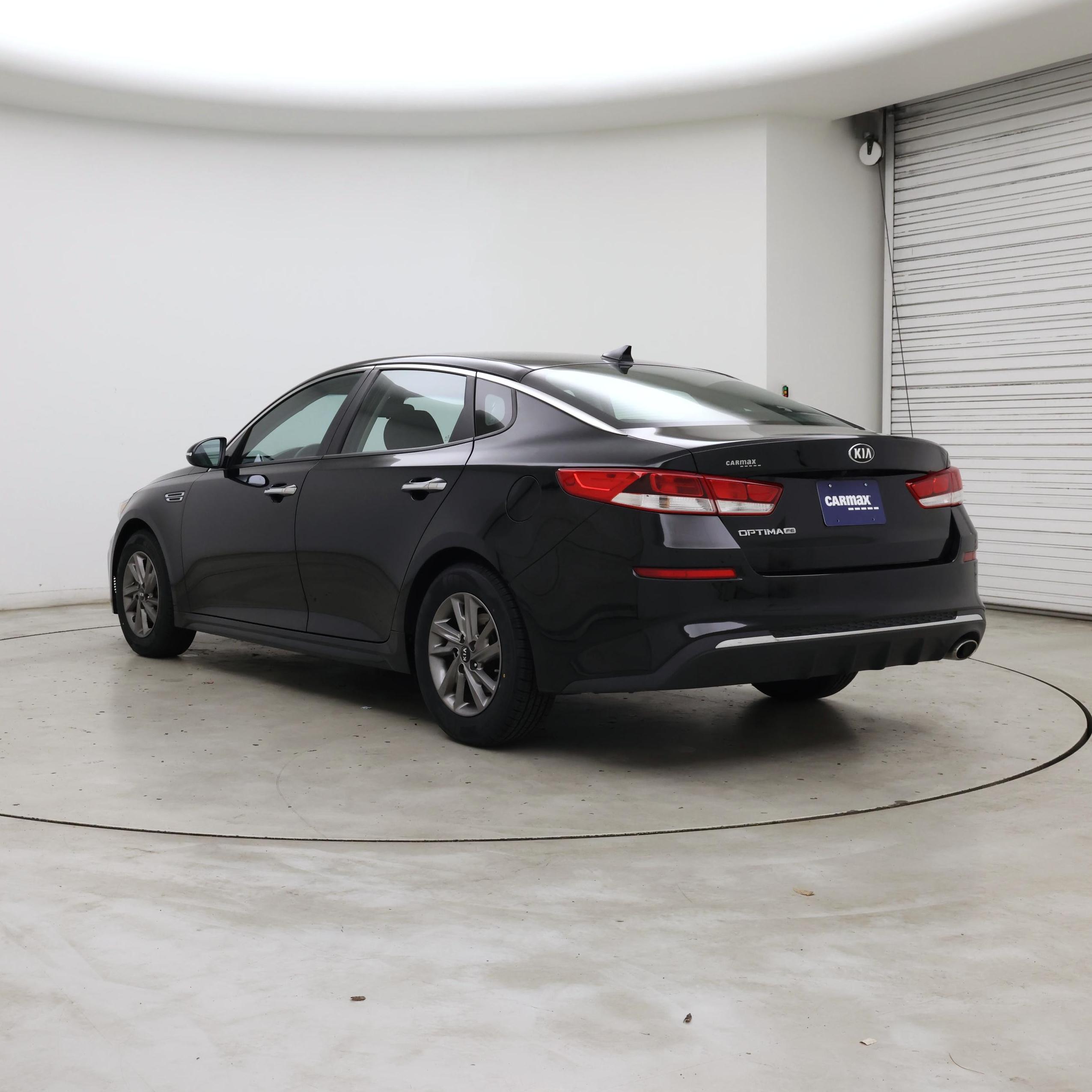 Thumbnail: 2019 Kia Optima - 2