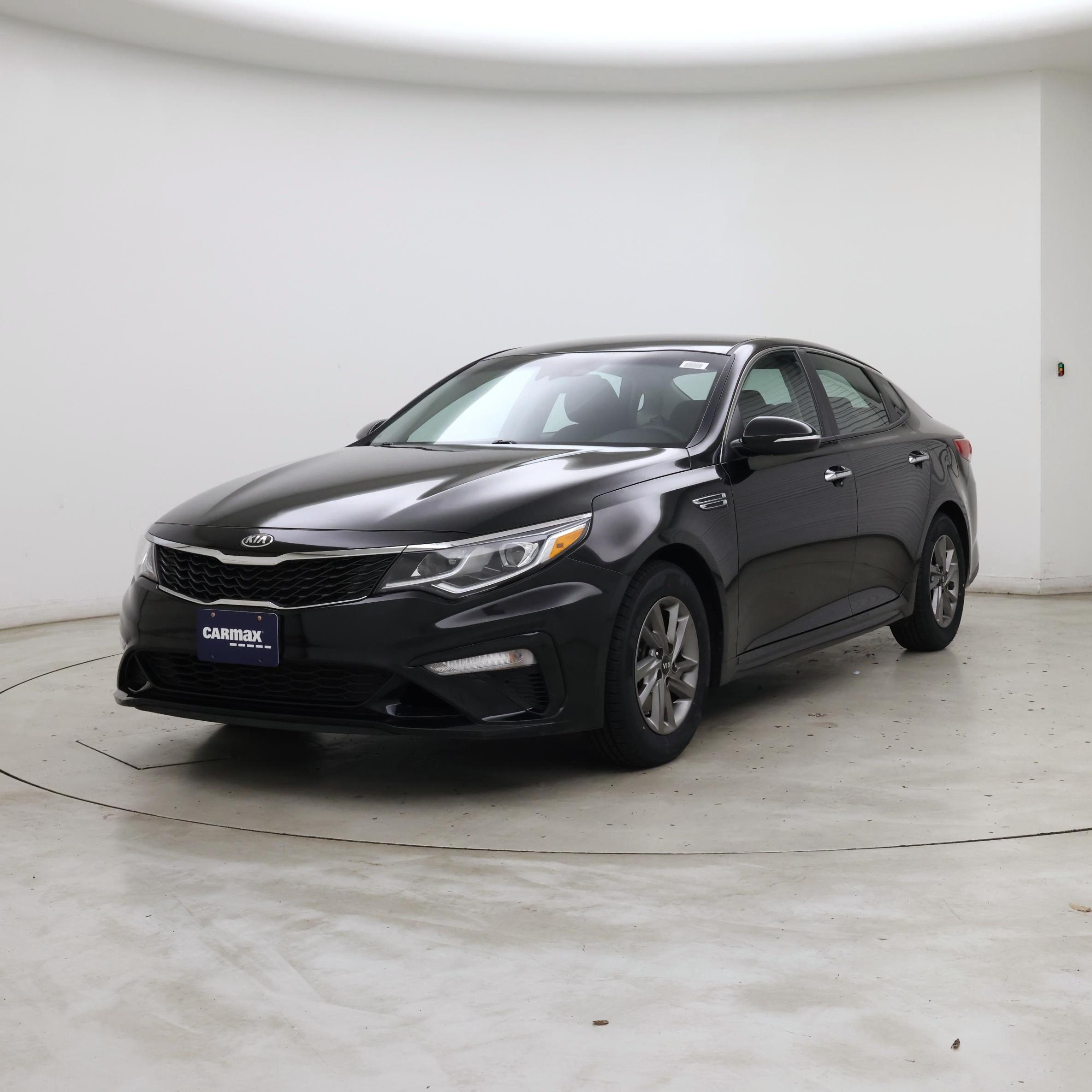 Thumbnail: 2019 Kia Optima - 4