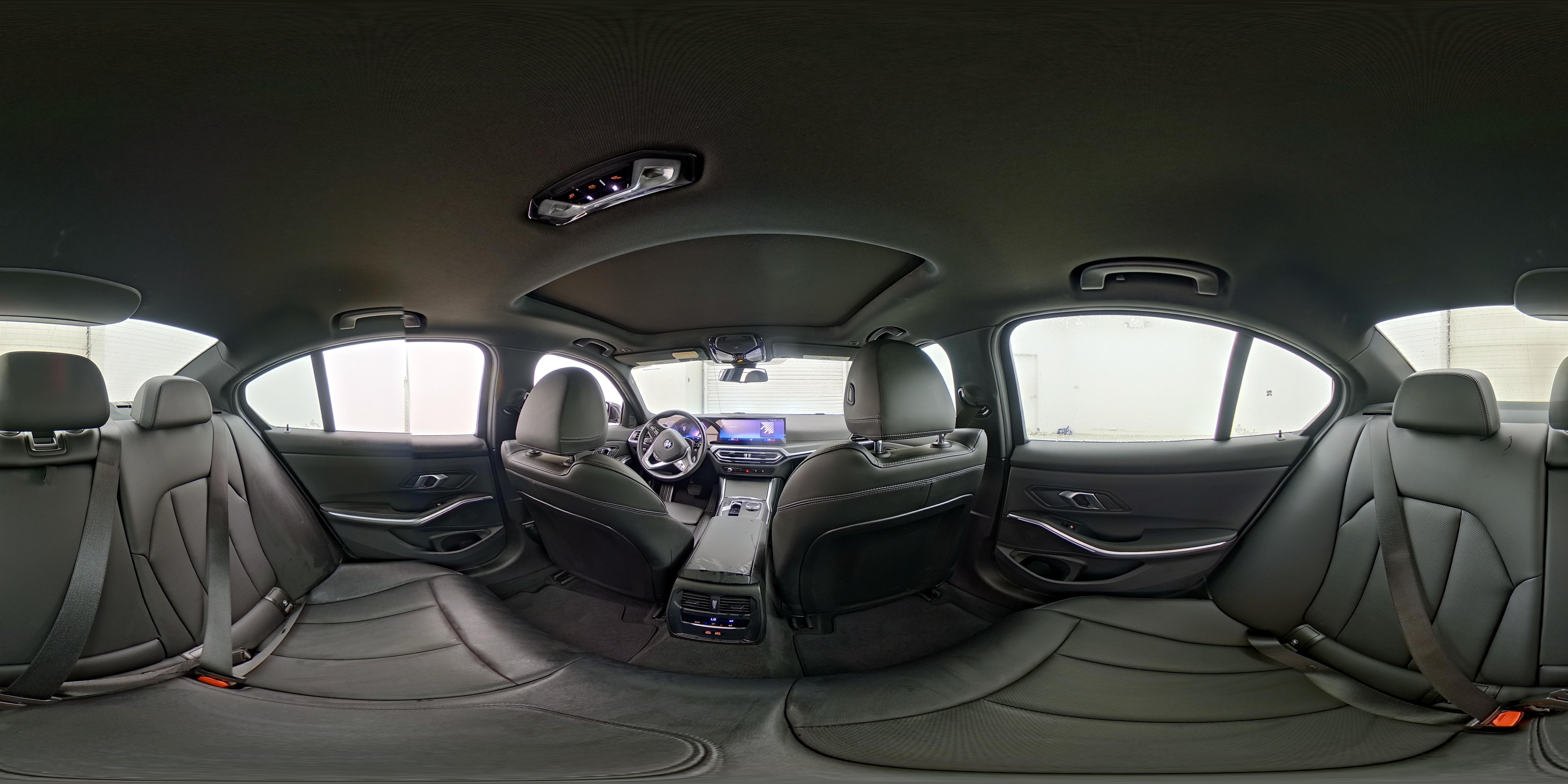 2024 BMW 3 Series 330i - Photo 22