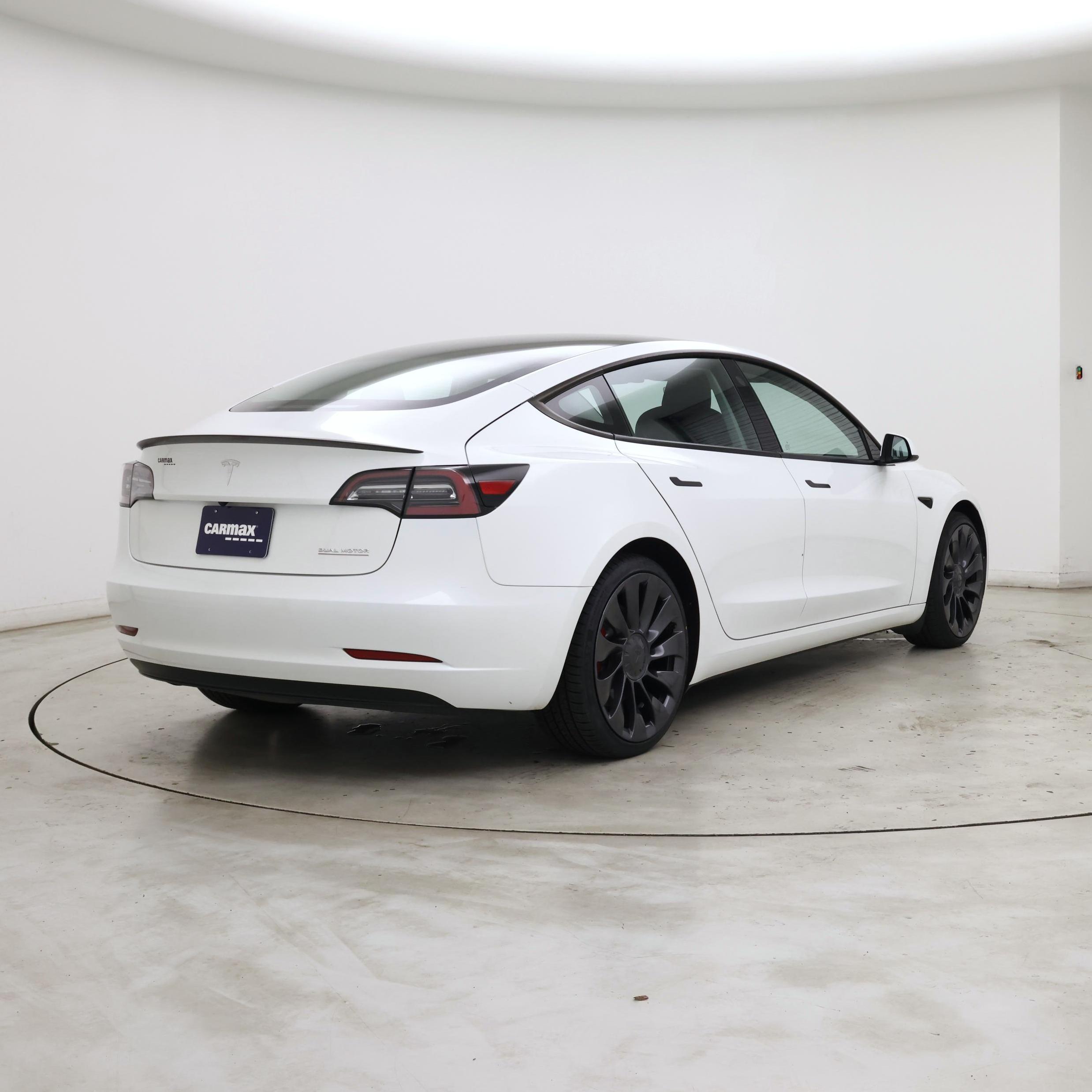 Thumbnail: 2023 Tesla Model 3 - 8