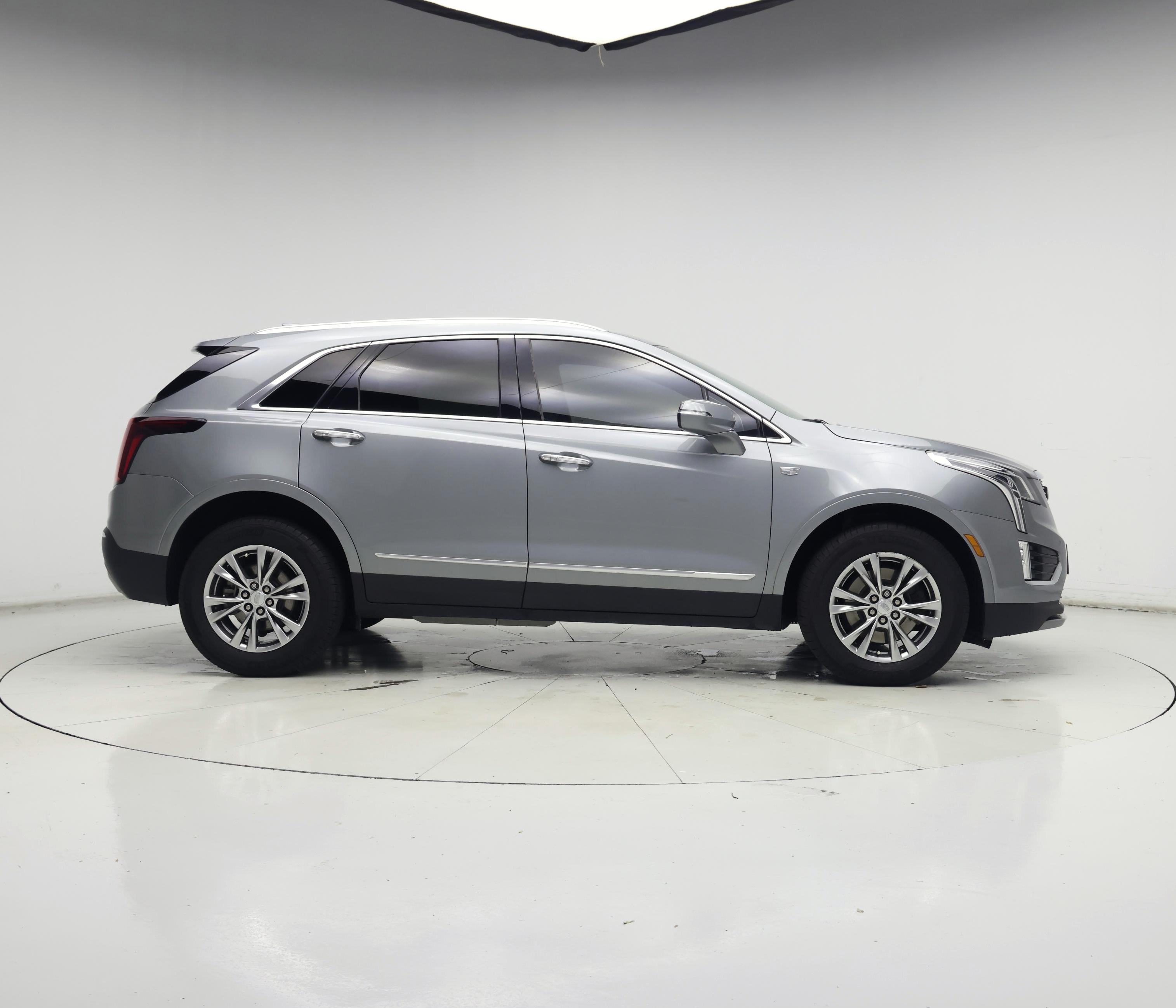 Thumbnail: 2023 Cadillac XT5 - 7