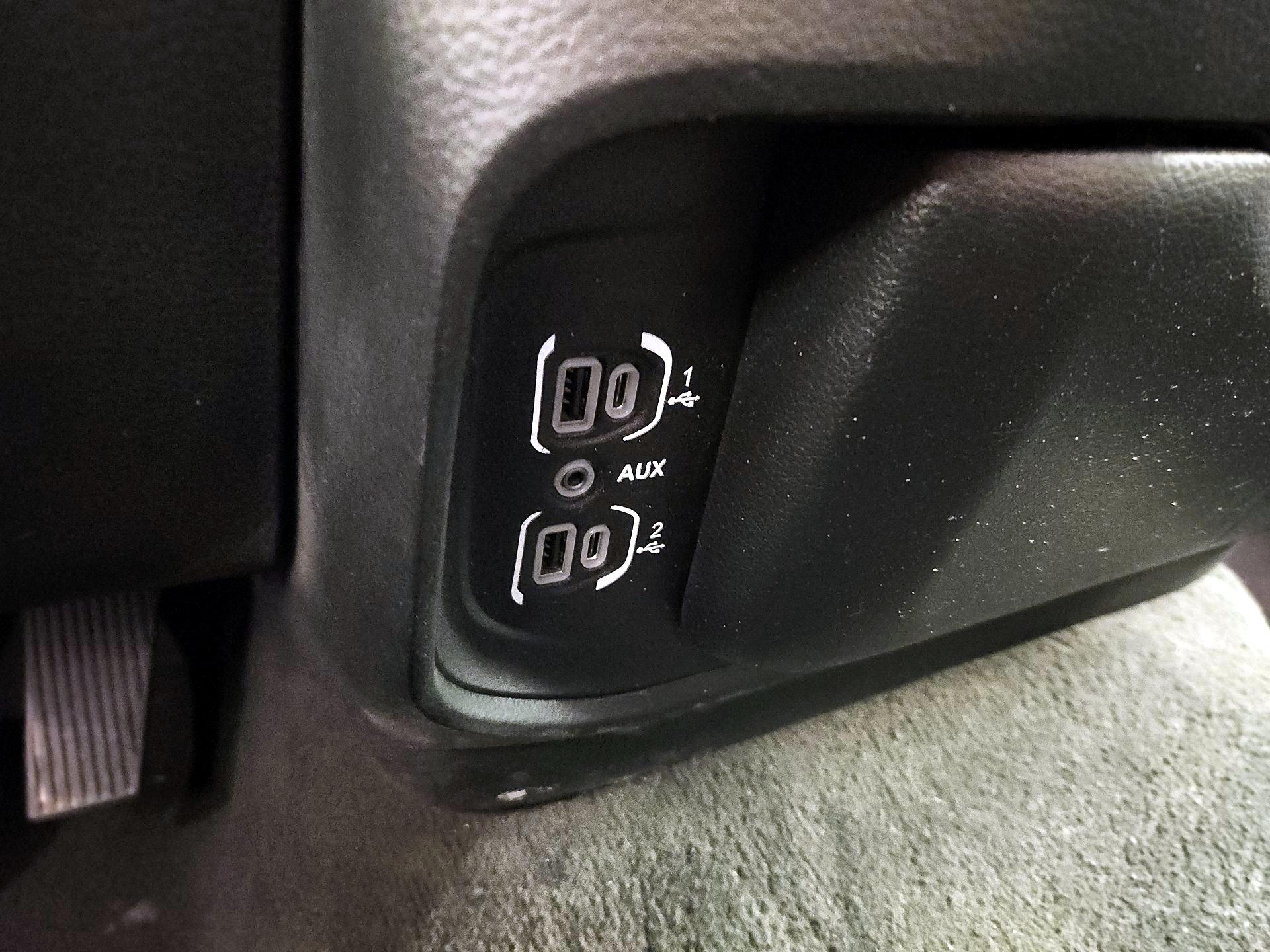 Thumbnail: 2024 RAM 1500 - 19