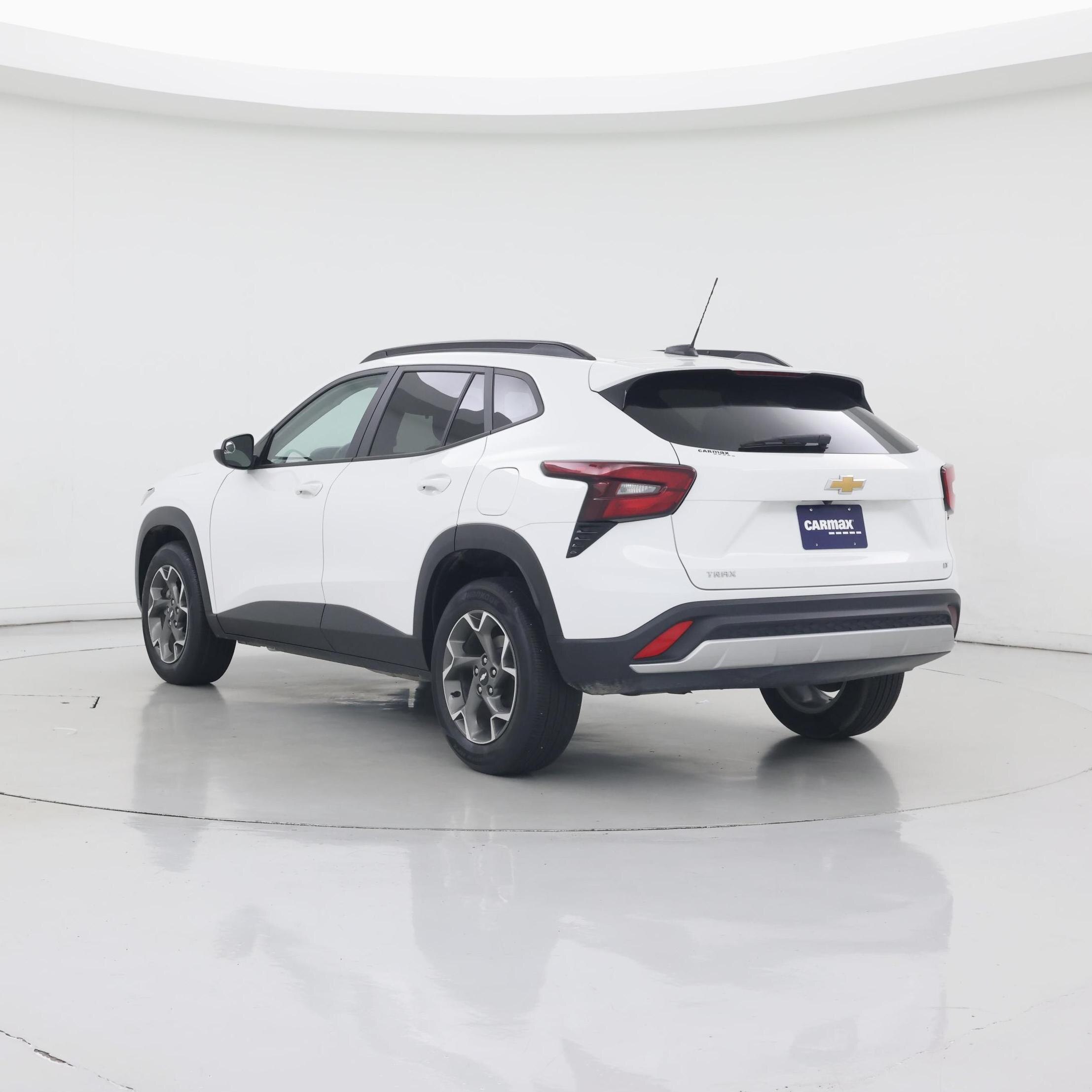 Thumbnail: 2024 Chevrolet Trax - 2