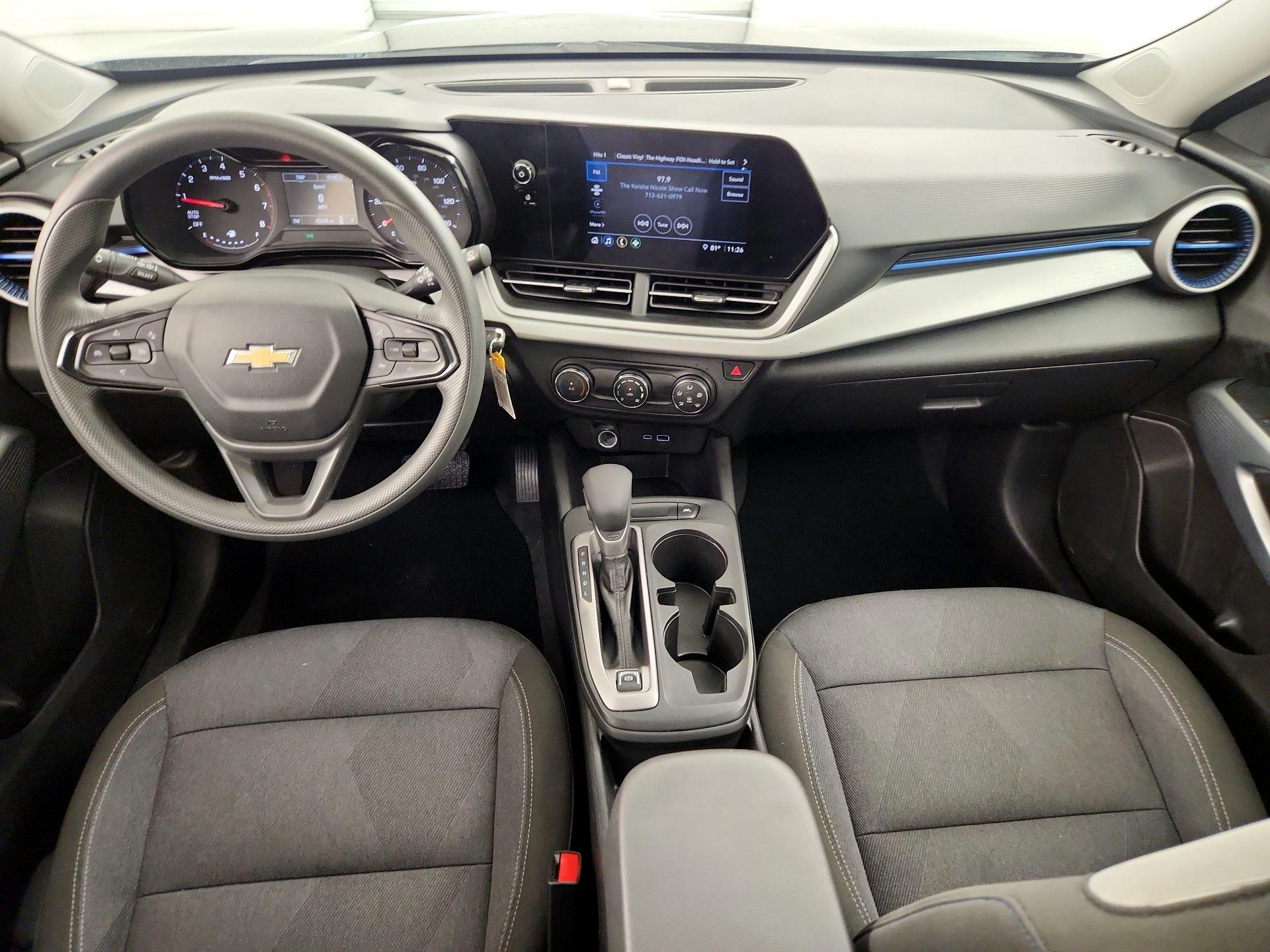 Thumbnail: 2025 Chevrolet Trax - 9