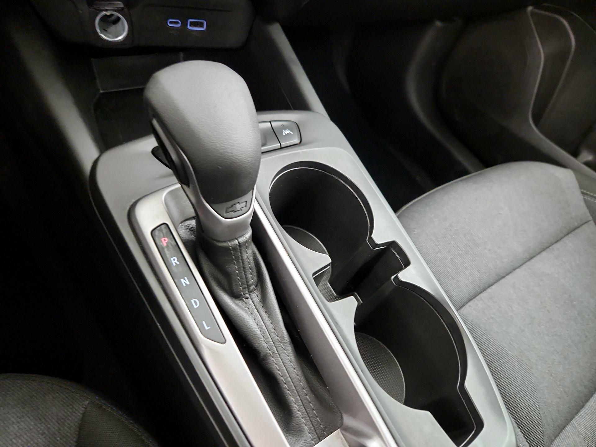 Thumbnail: 2025 Chevrolet Trax - 17