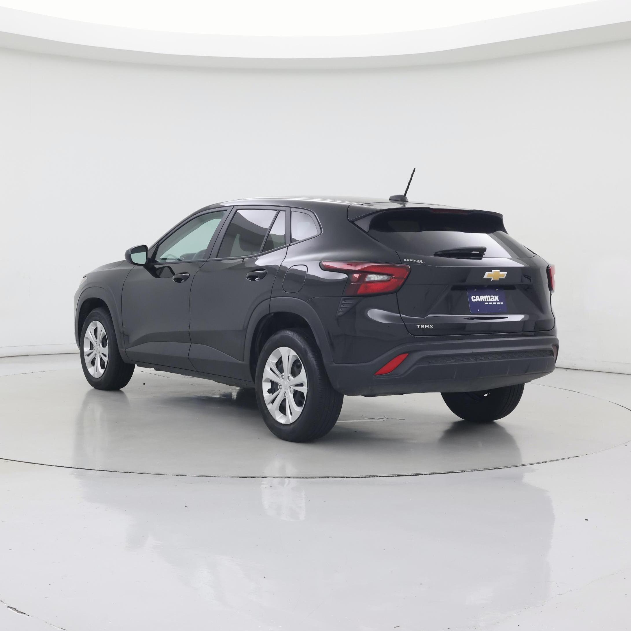 Thumbnail: 2025 Chevrolet Trax - 2